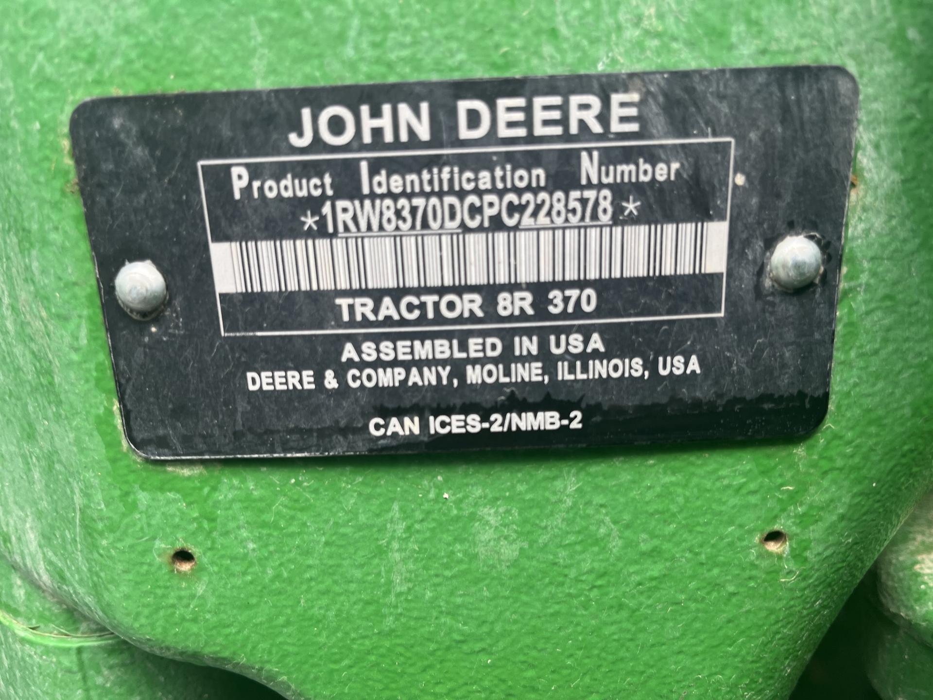 2023 John Deere 8R 370 Image