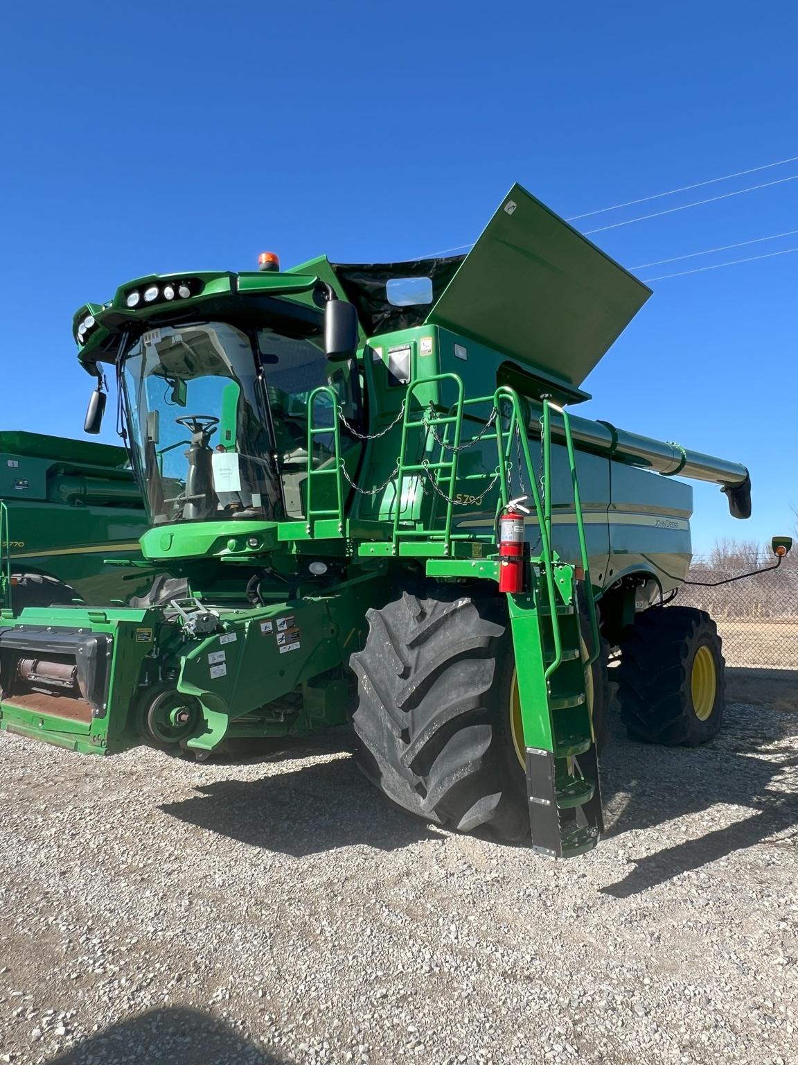 2020 John Deere S790 Image
