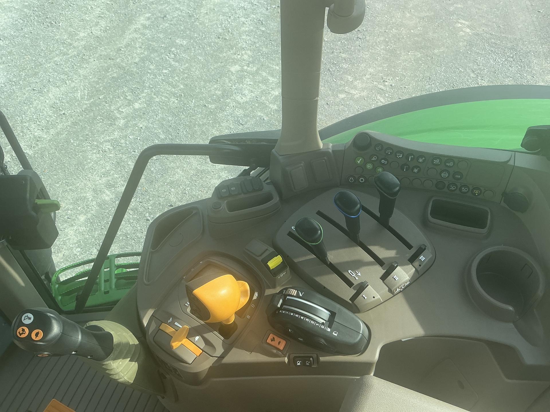 2023 John Deere 6130M Image