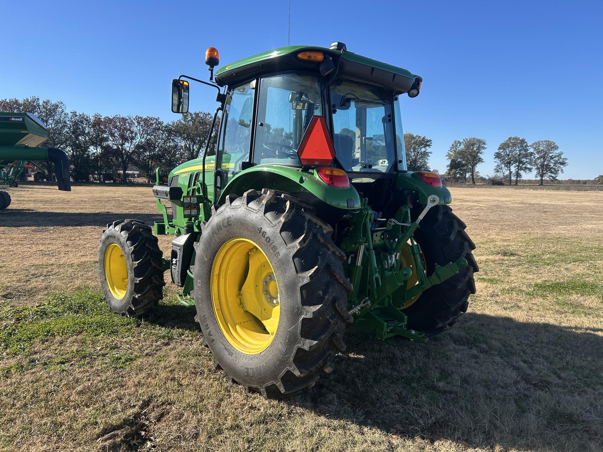 2023 John Deere 6120E Image