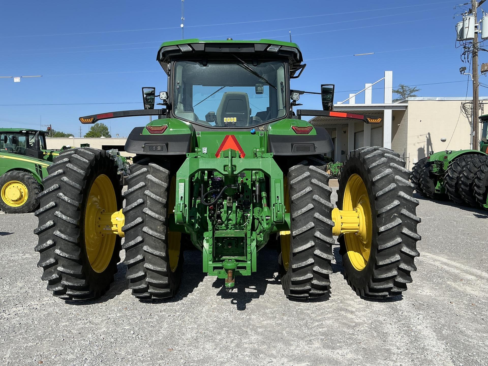 2024 John Deere 8R 310 Image
