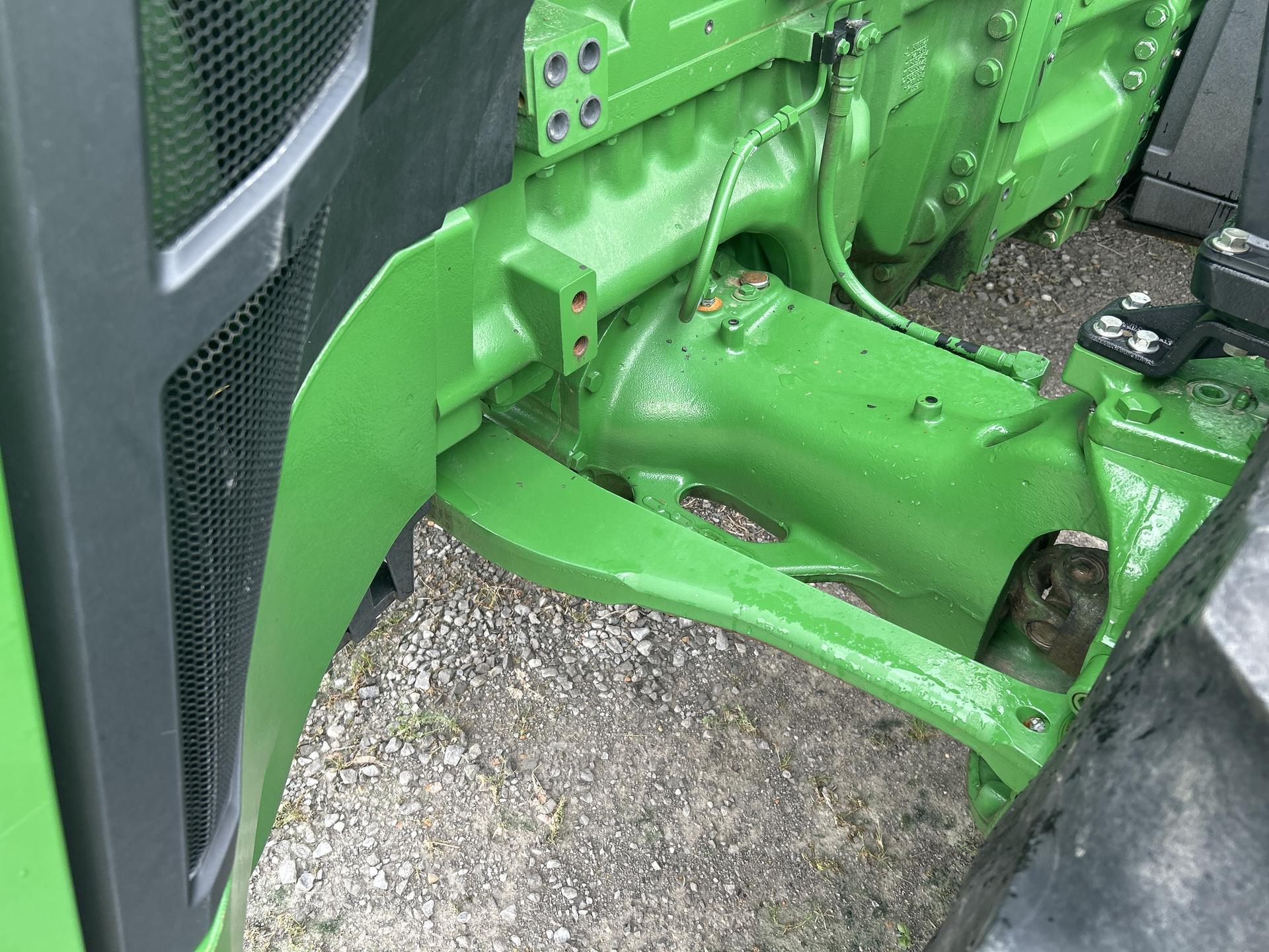 2023 John Deere 8R 280 Image
