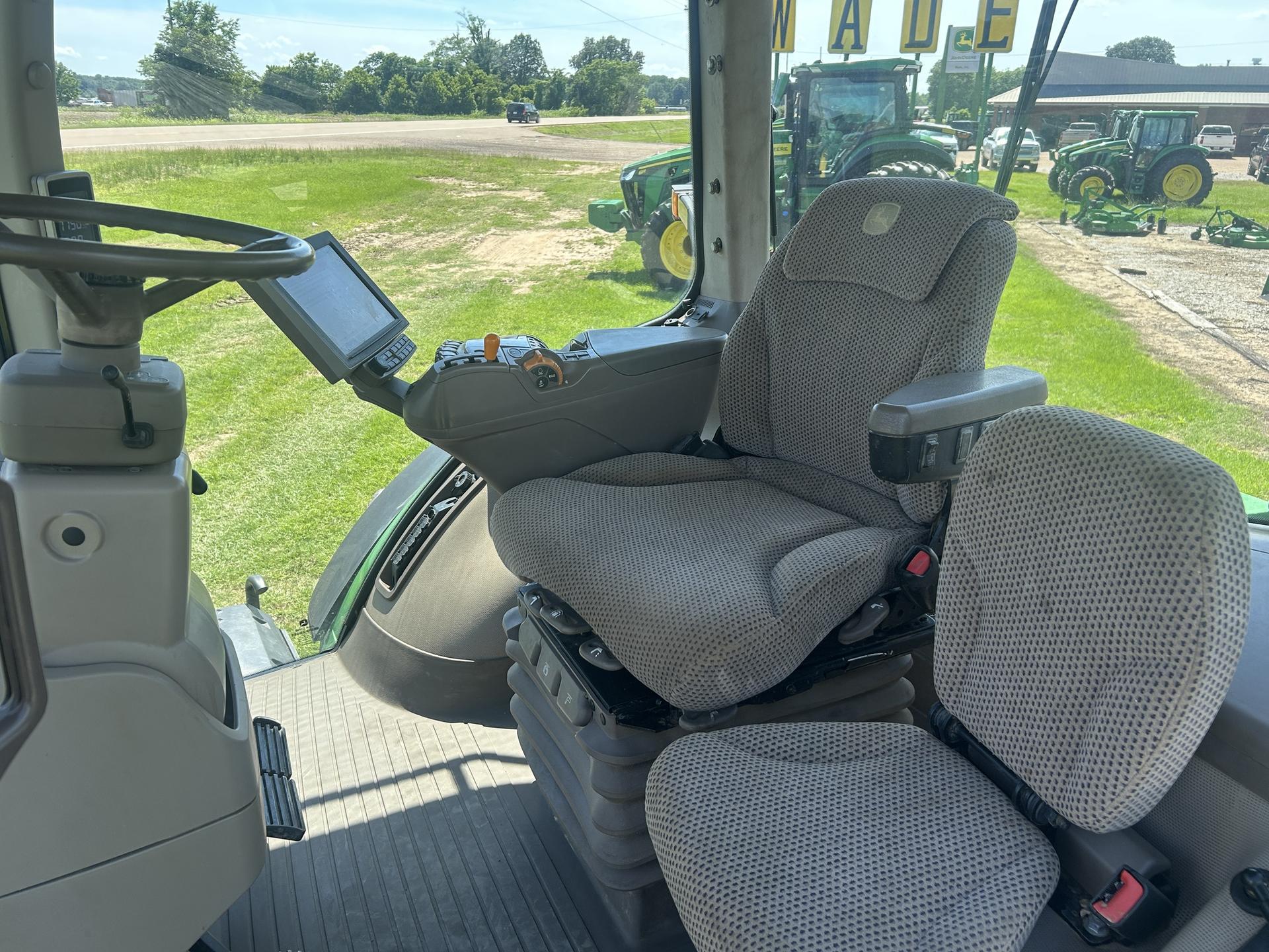 2020 John Deere 8295R Image