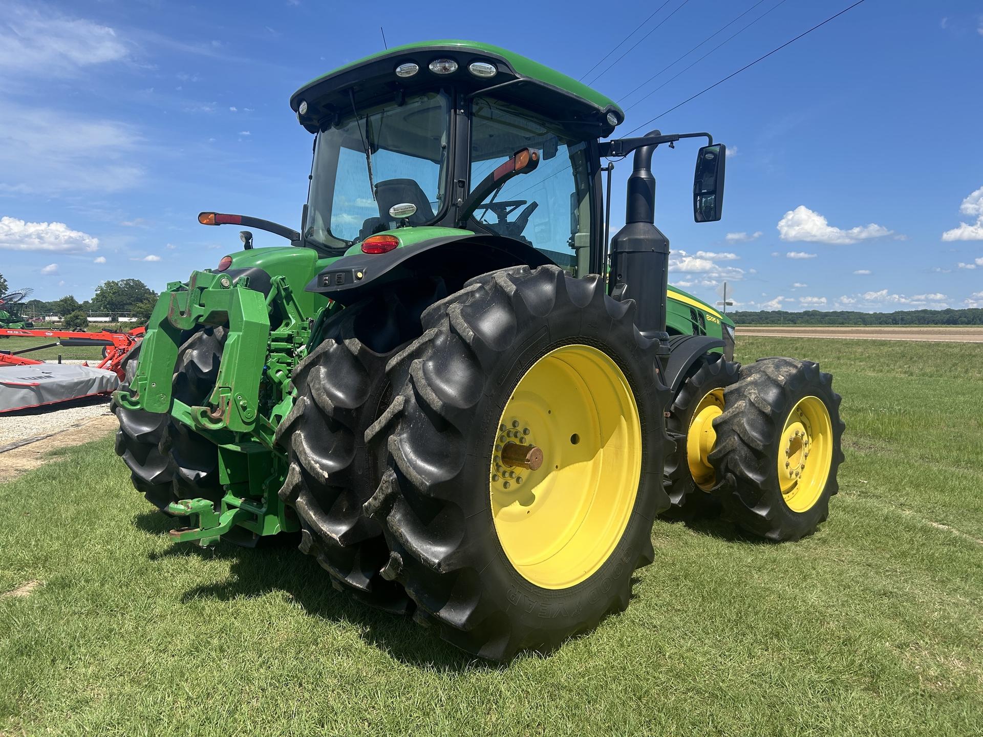 2020 John Deere 8295R Image