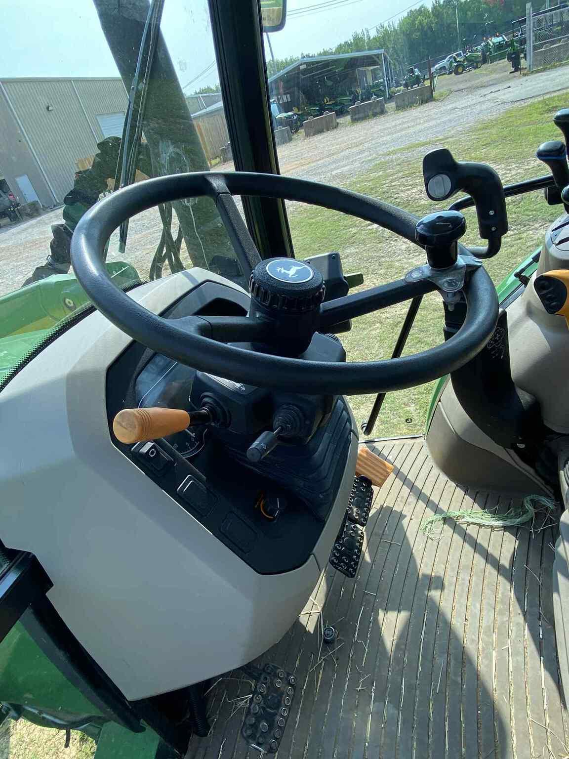 2021 John Deere 5115M Image