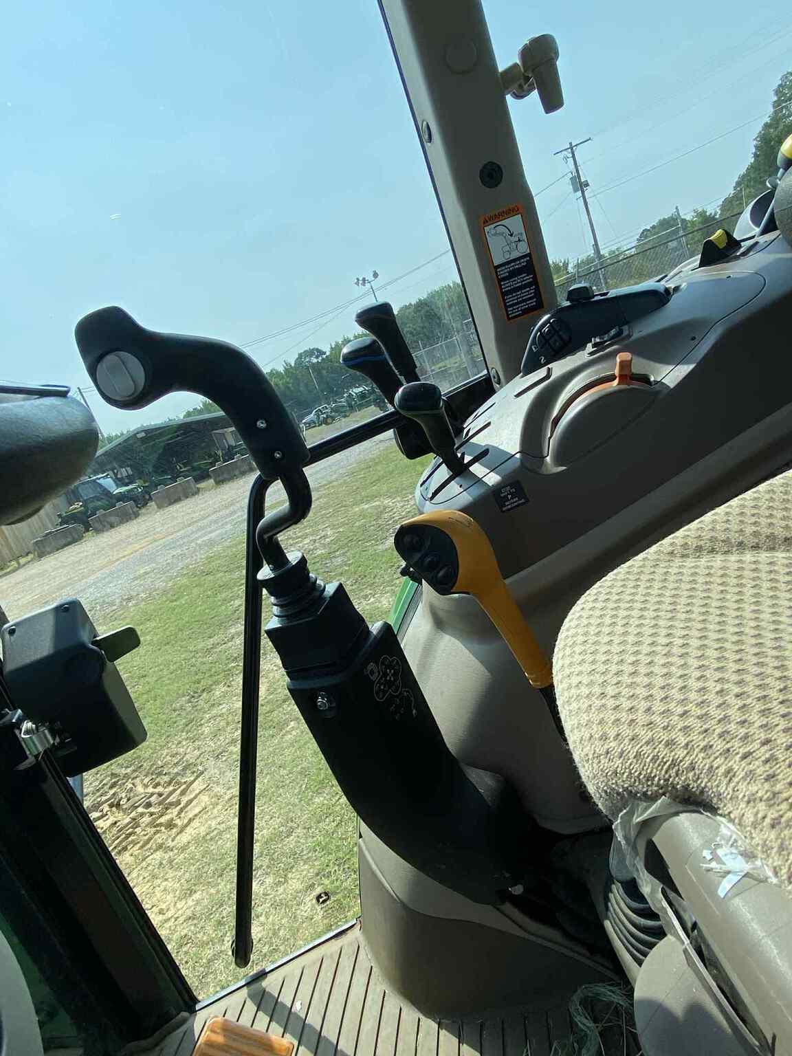 2021 John Deere 5115M Image