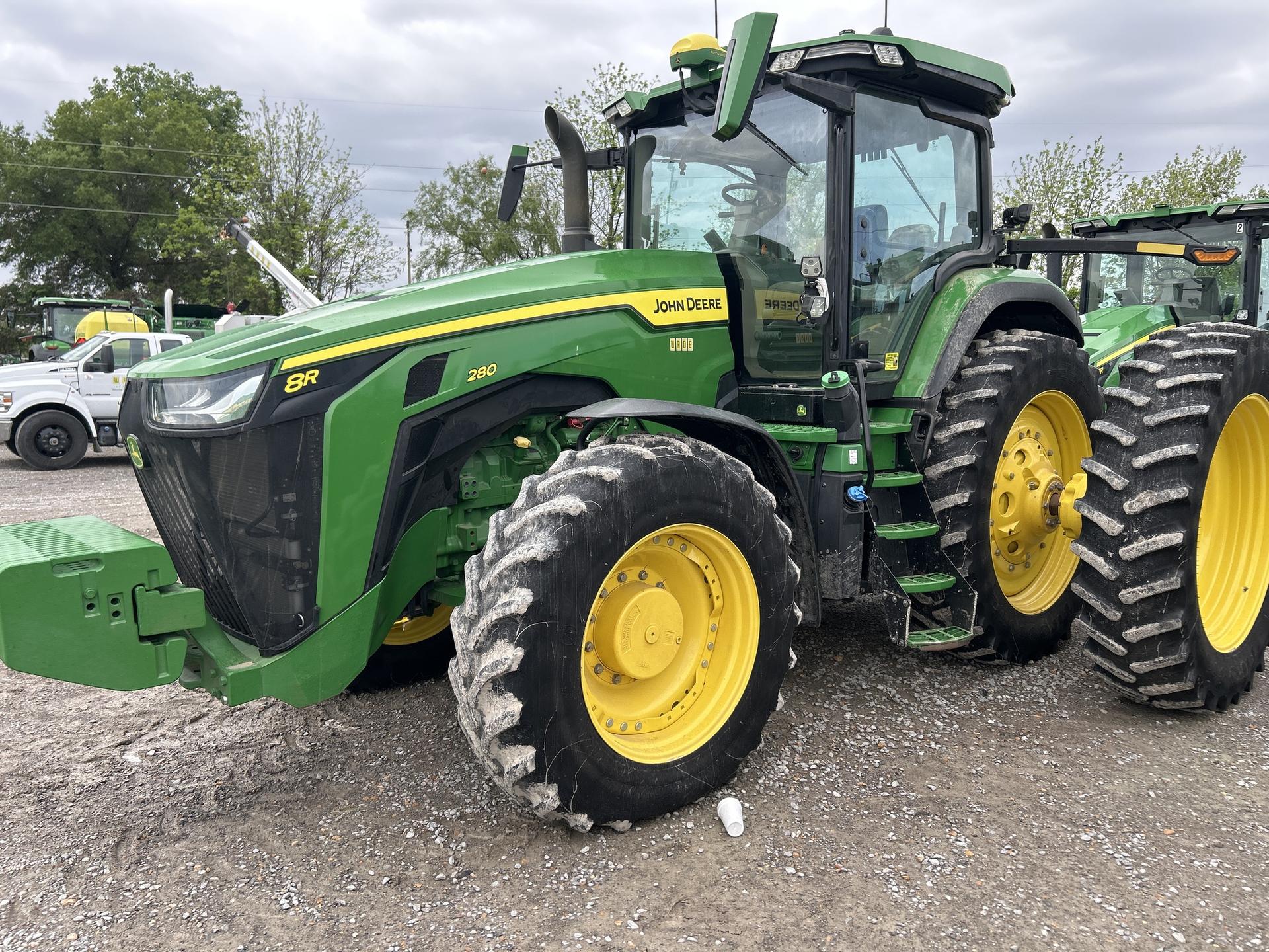 2022 John Deere 8R 280 Image
