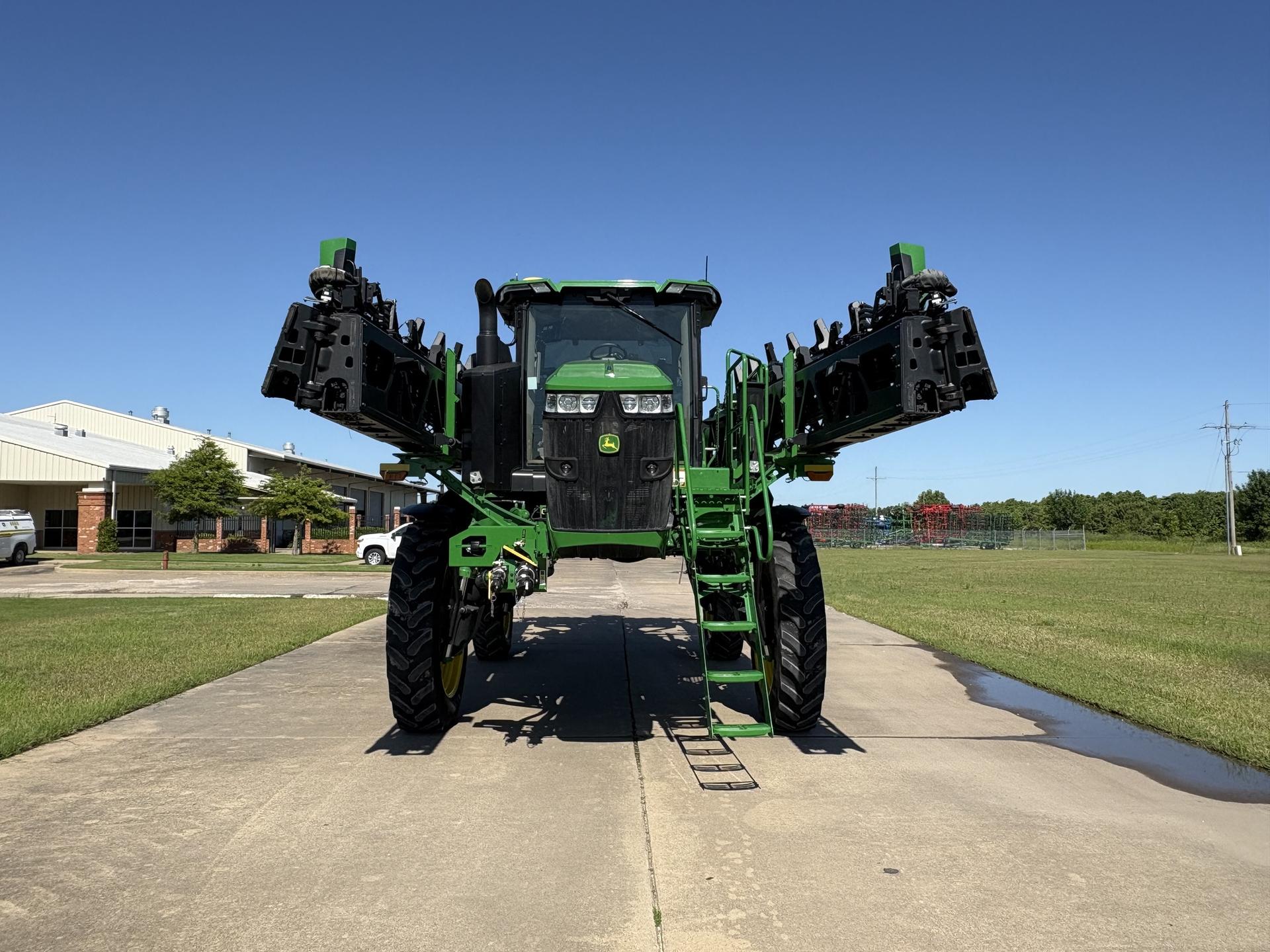 2023 John Deere 412R Image