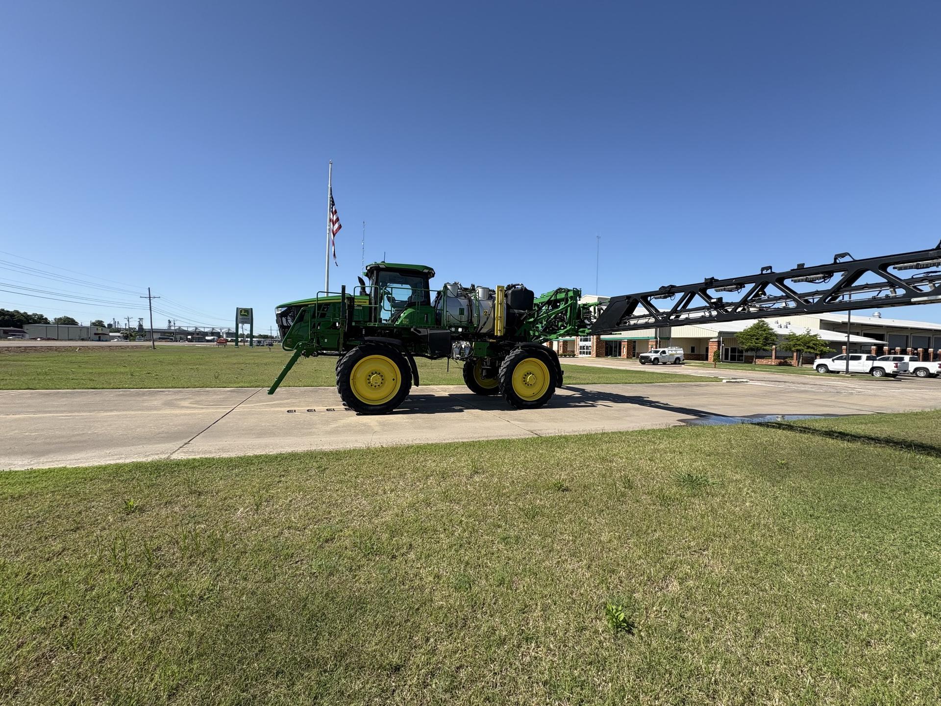 2023 John Deere 412R Image
