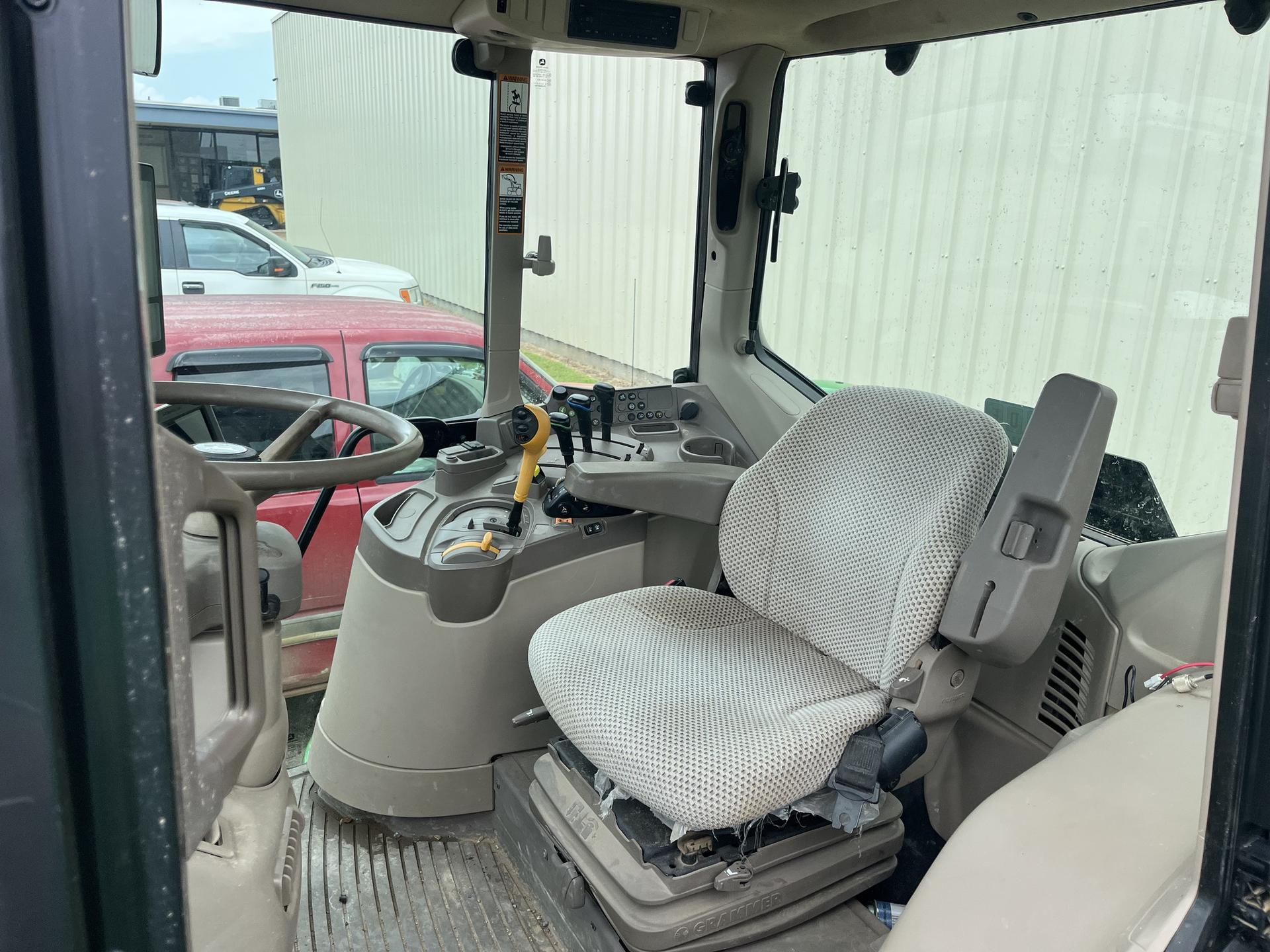 2021 John Deere 6110M Image