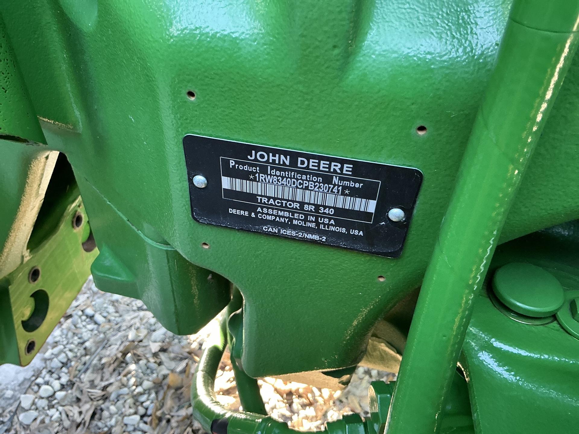 2024 John Deere 8R 340 Image