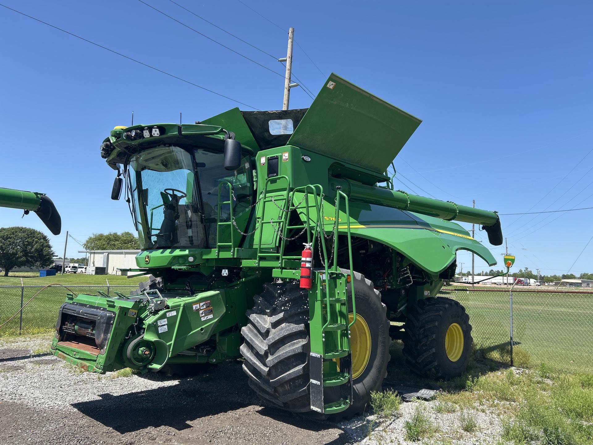 2024 John Deere S780 Image