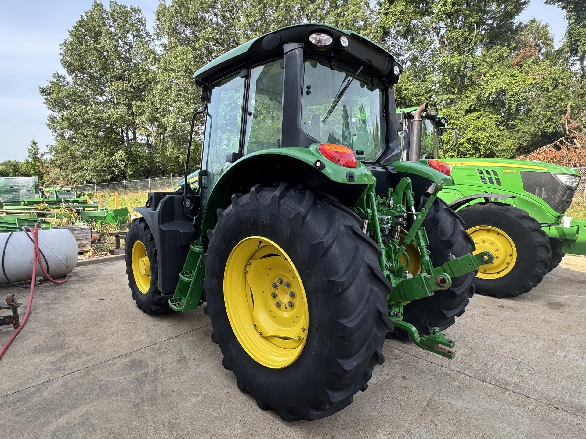 2023 John Deere 6120M Image
