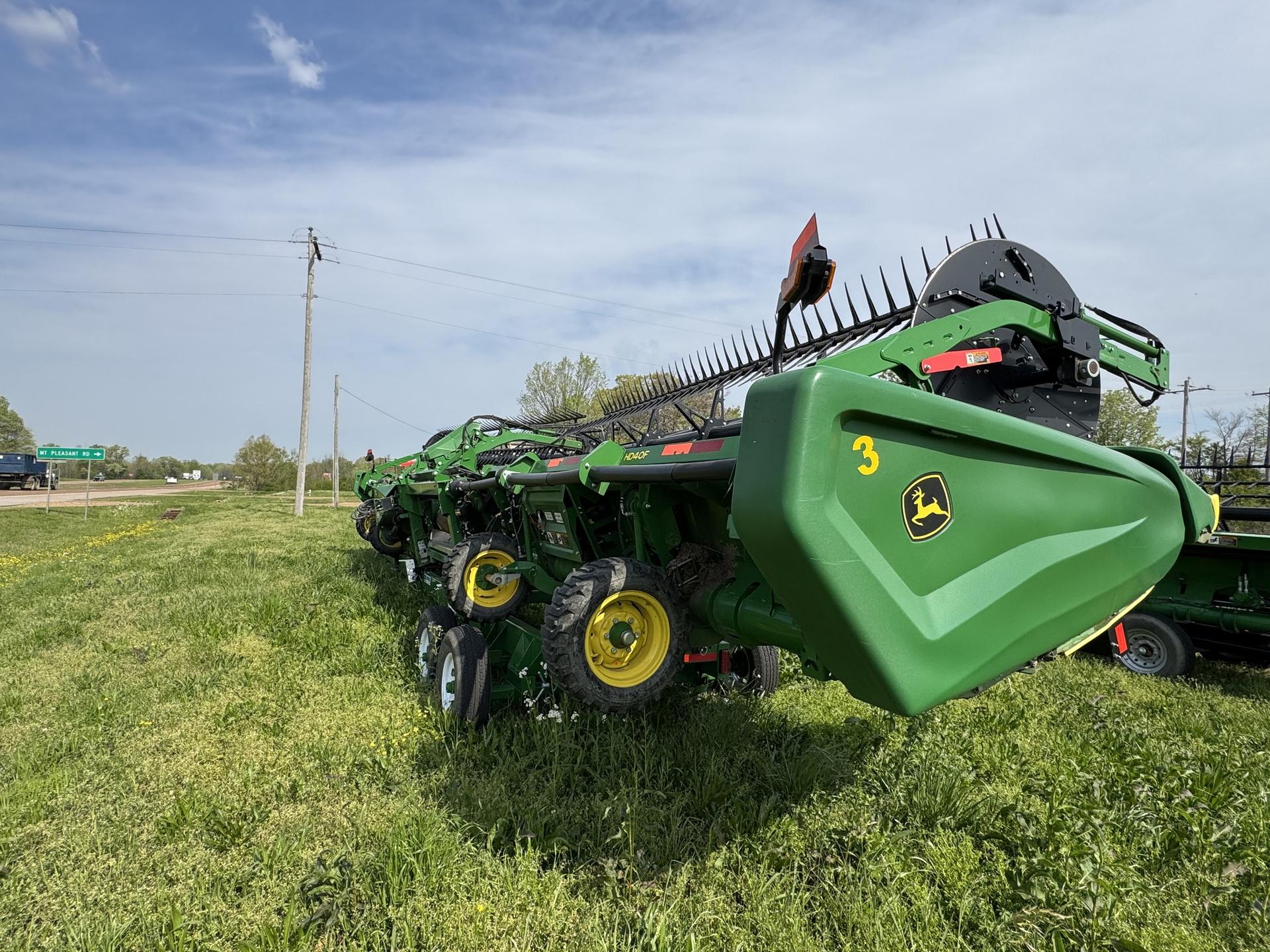 2023 John Deere HD40F Image