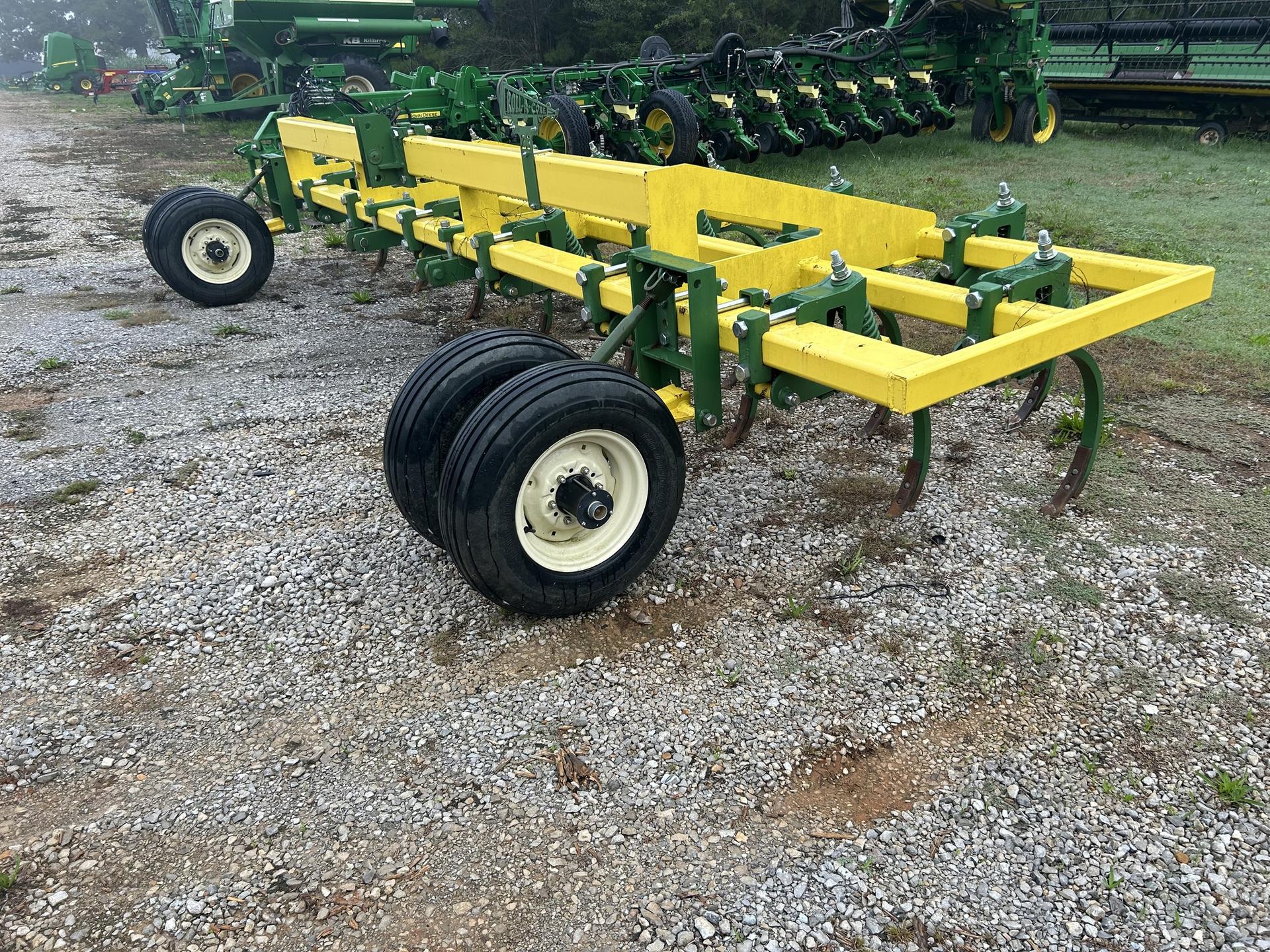 2023 Roll-A-Cone 21 SHANK CHISEL PLOW Image
