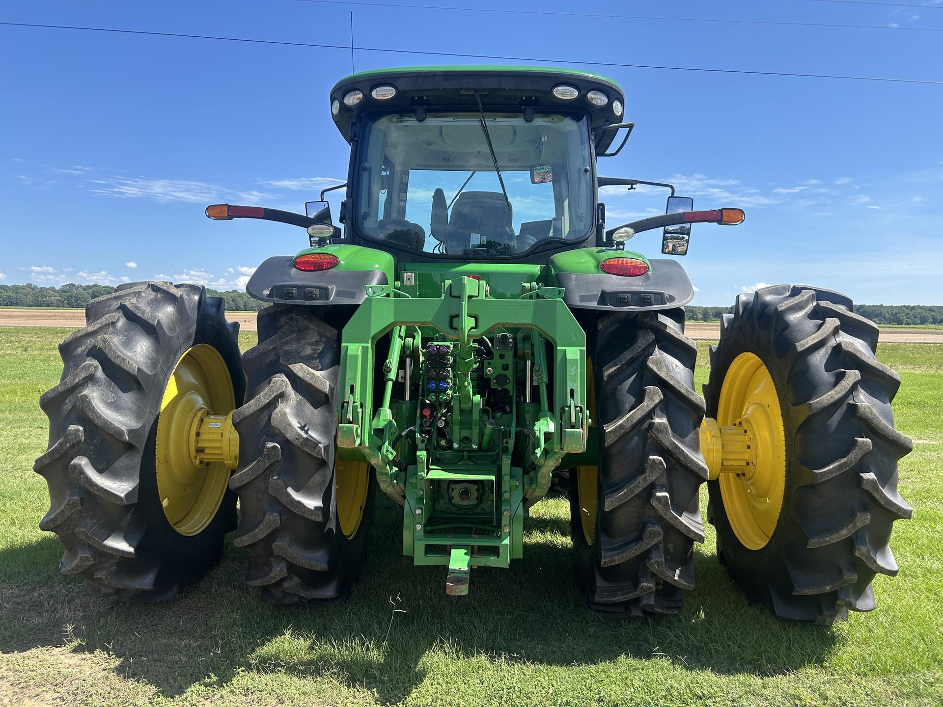 2020 John Deere 8295R Image