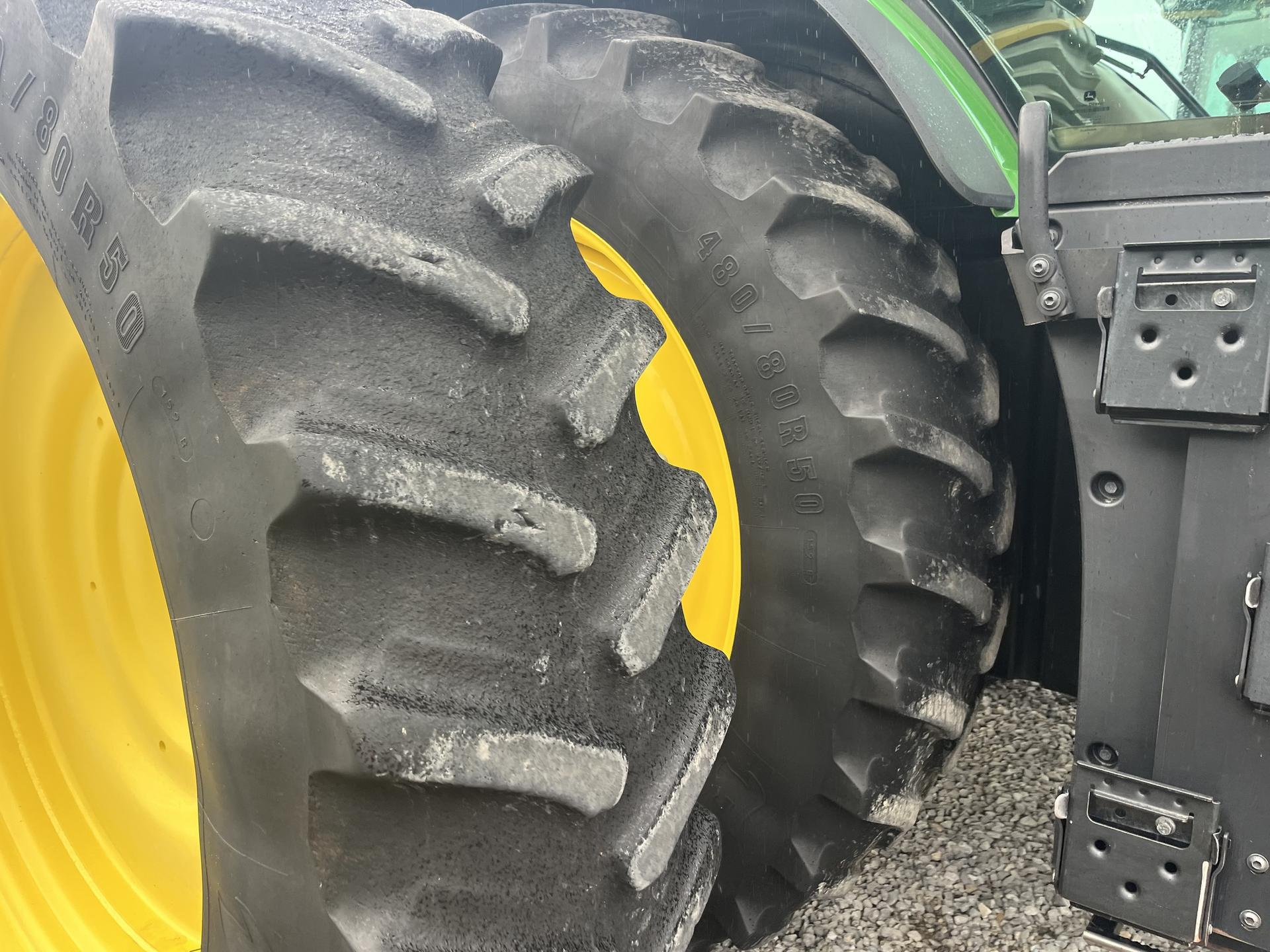 2019 John Deere 8320R Image