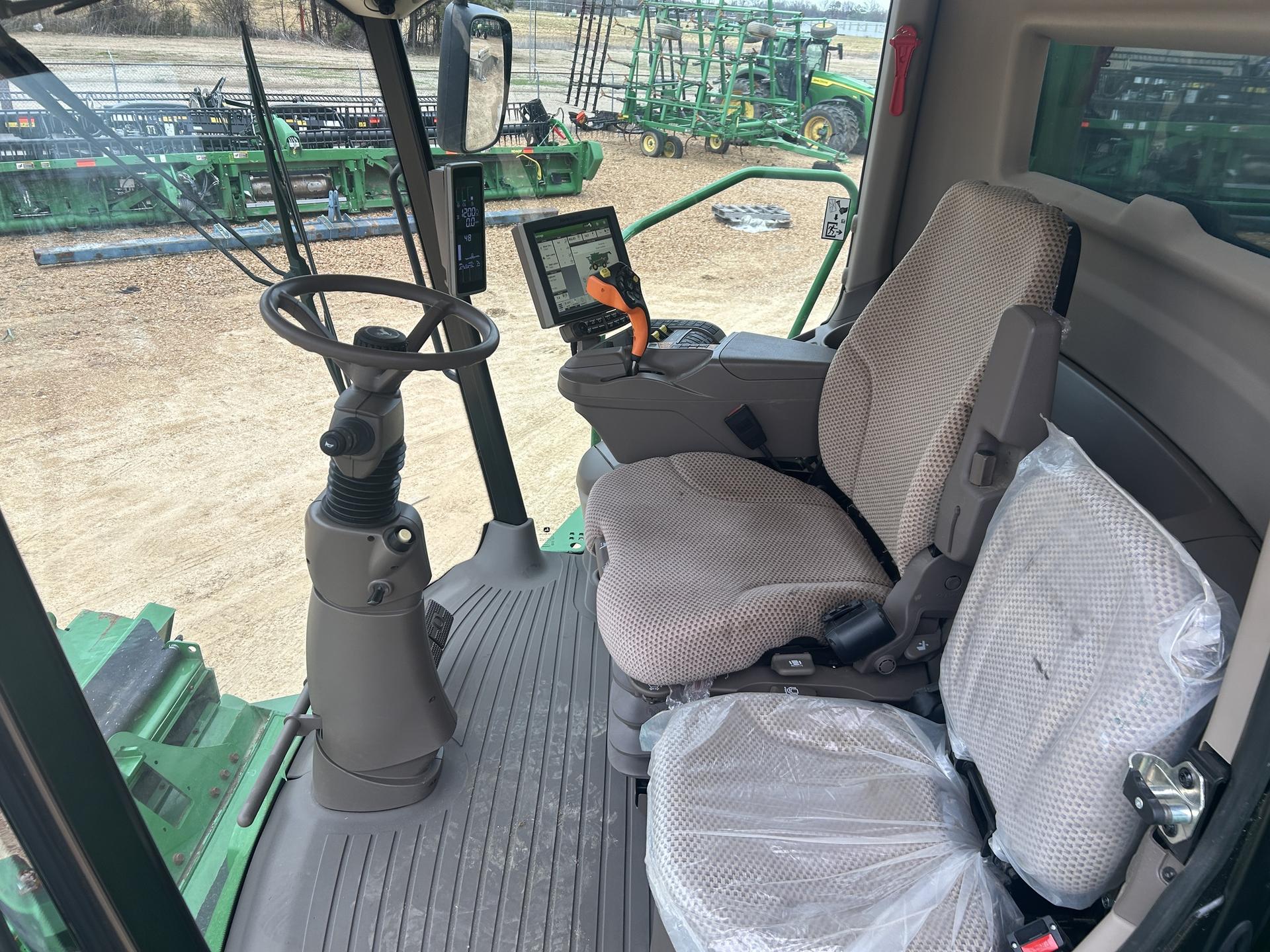 2022 John Deere S790 Image