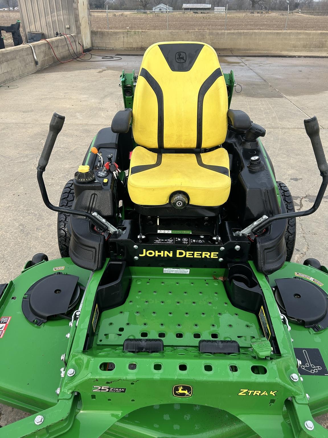 2022 John Deere Z970R Image
