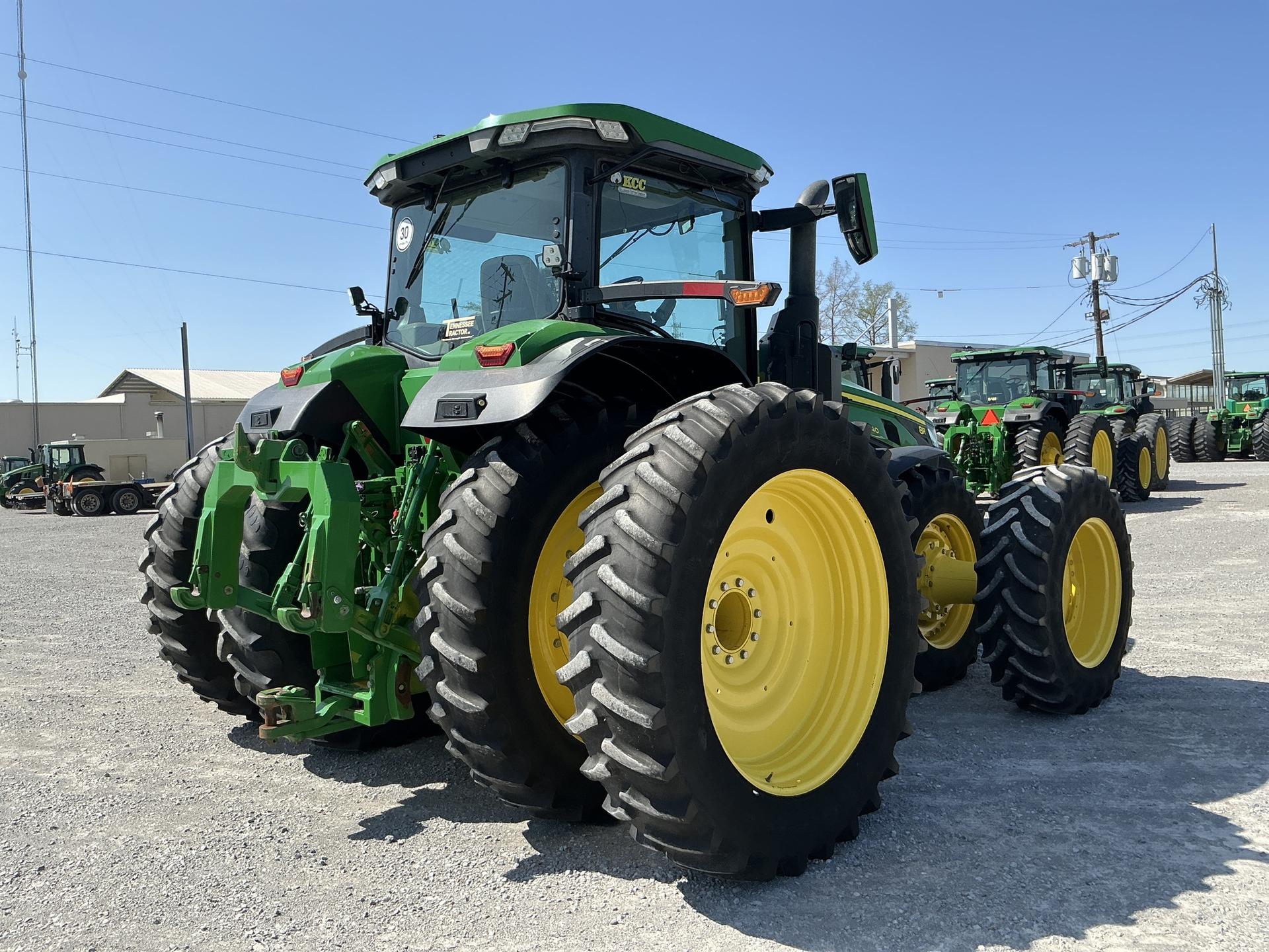 2021 John Deere 8R 340 Image