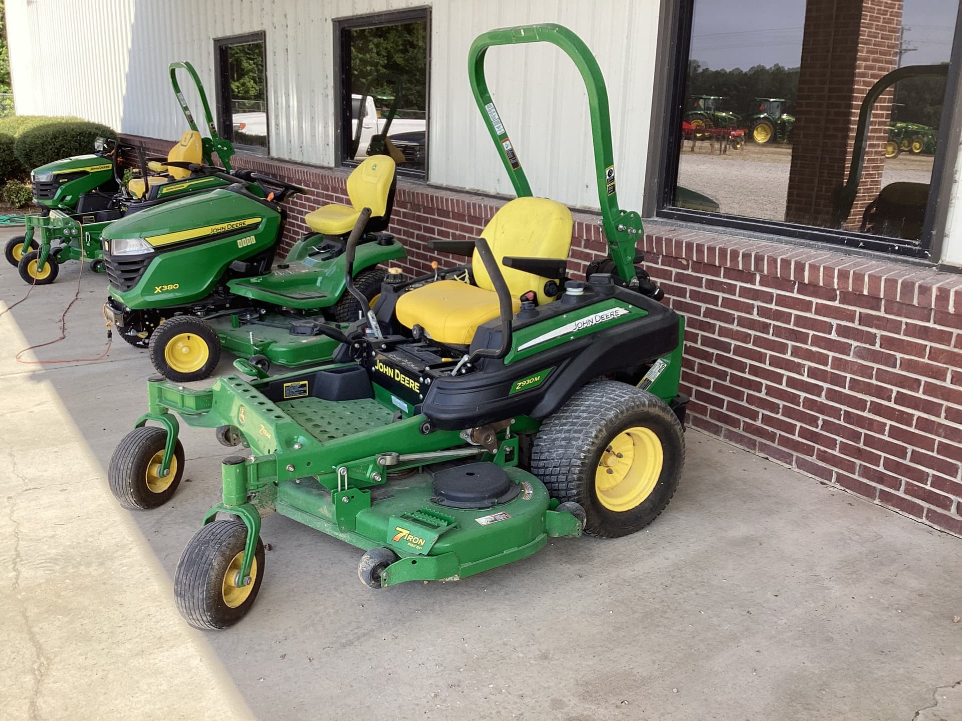 2014 John Deere Z930M Image