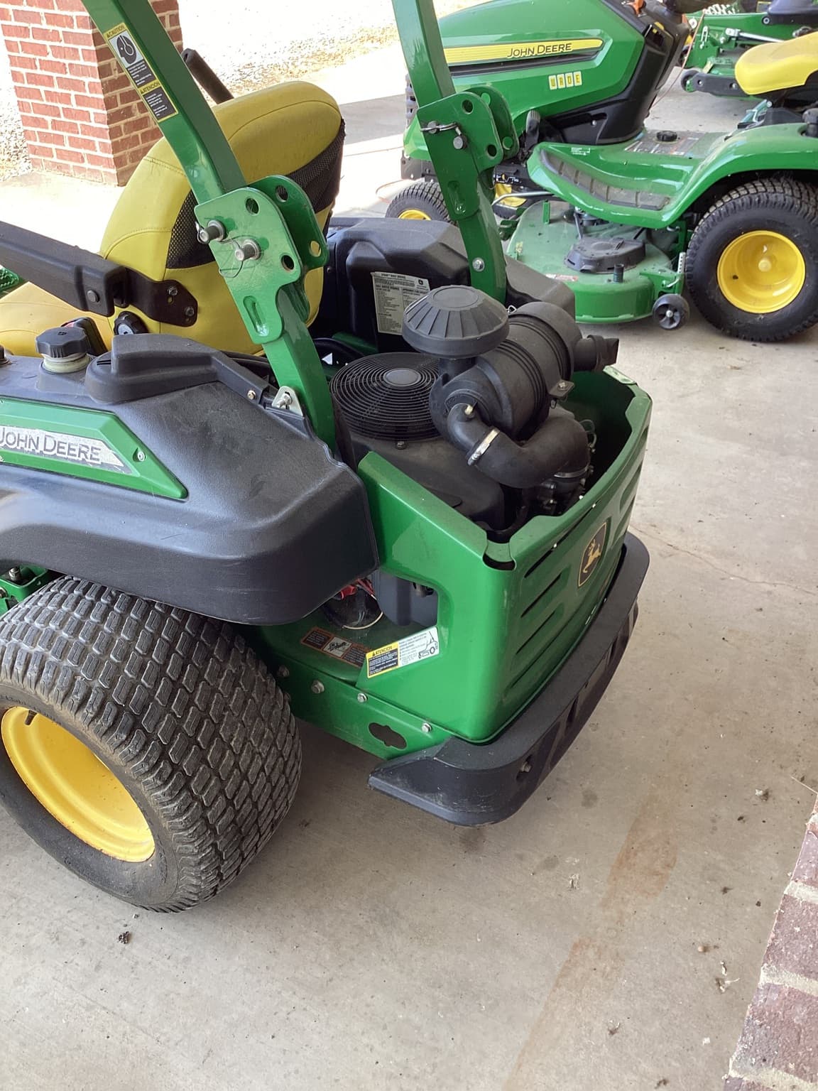 2014 John Deere Z930M Image