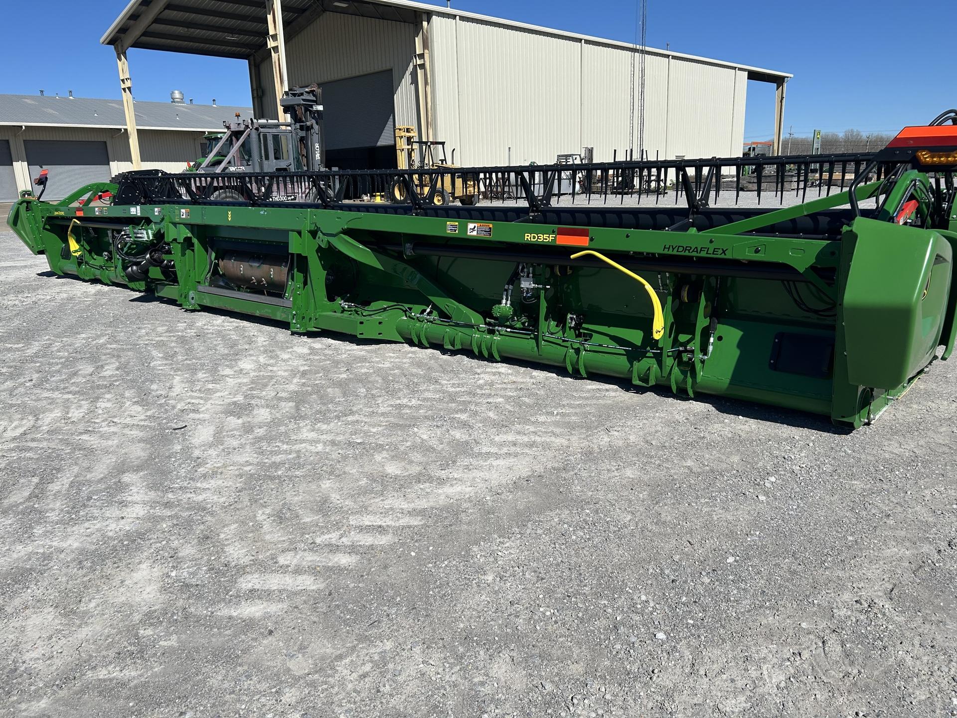 2024 John Deere RD35F Image