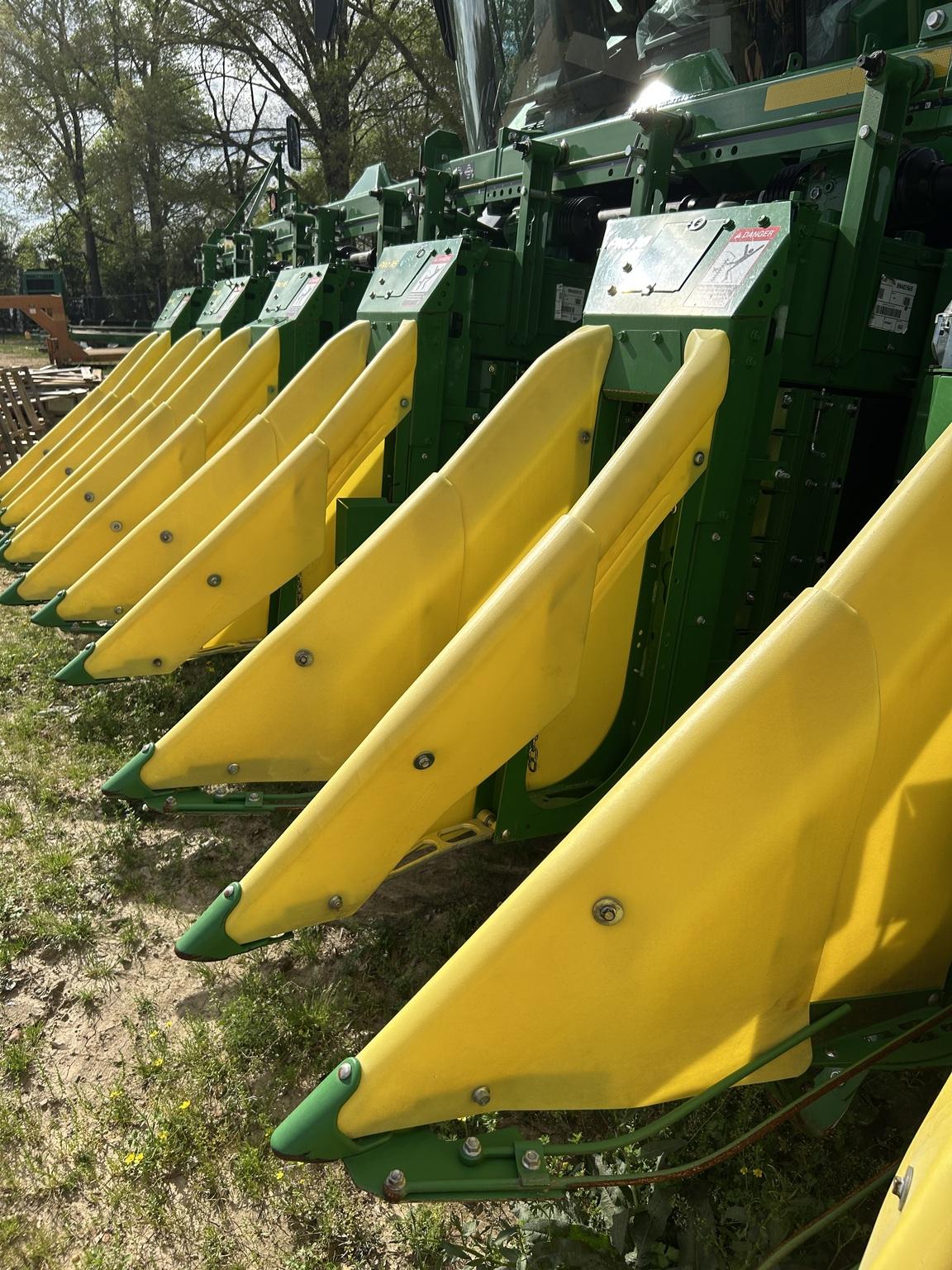 2024 John Deere CP770 Image