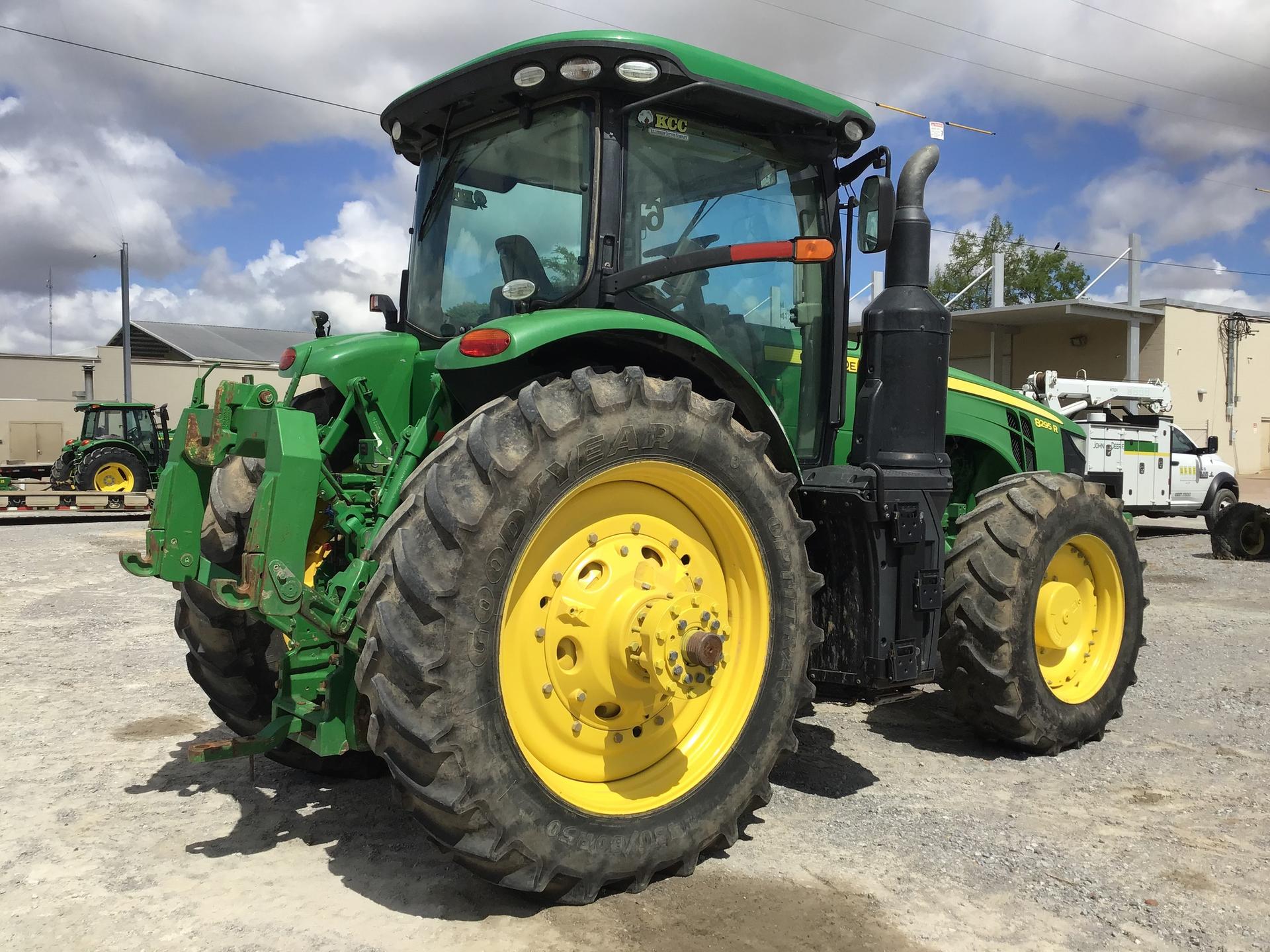 2017 John Deere 8295R Image