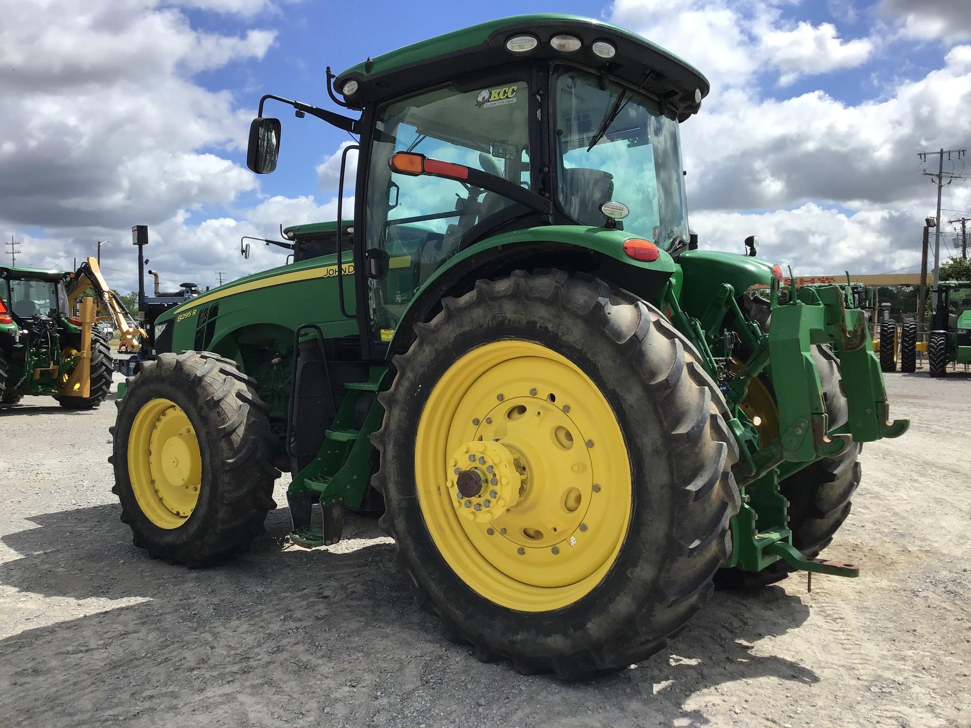 2017 John Deere 8295R Image