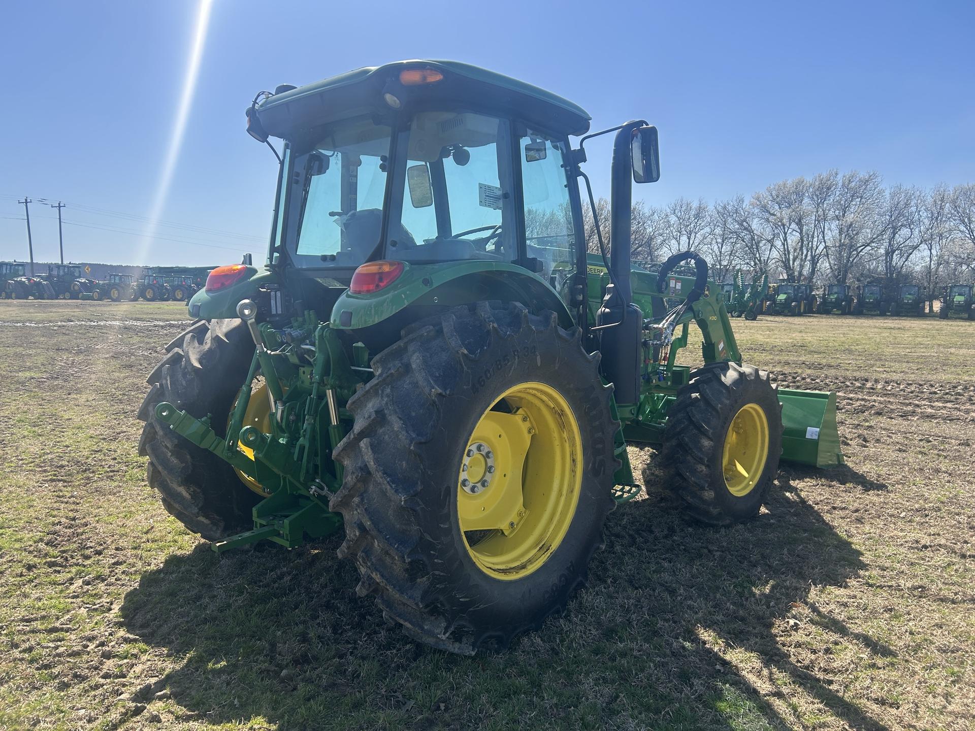 2023 John Deere 6120E Image