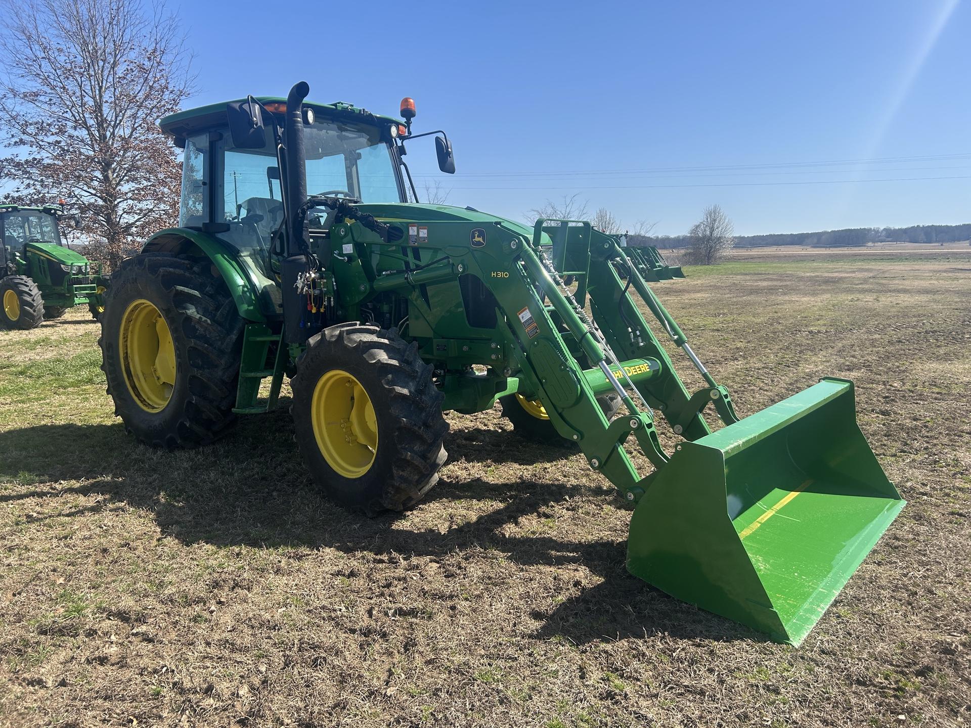 2023 John Deere 6120E Image
