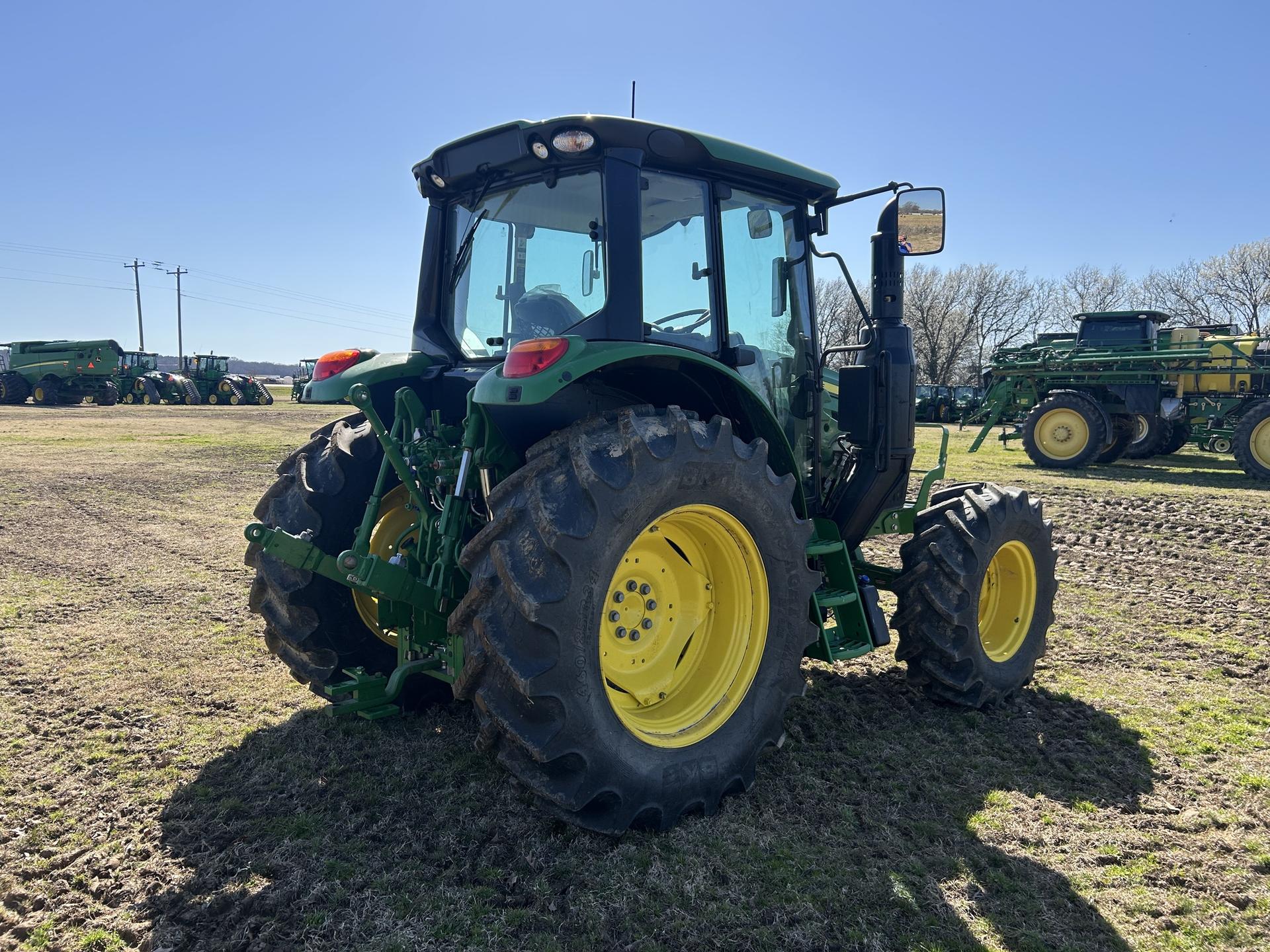 2023 John Deere 6120M Image