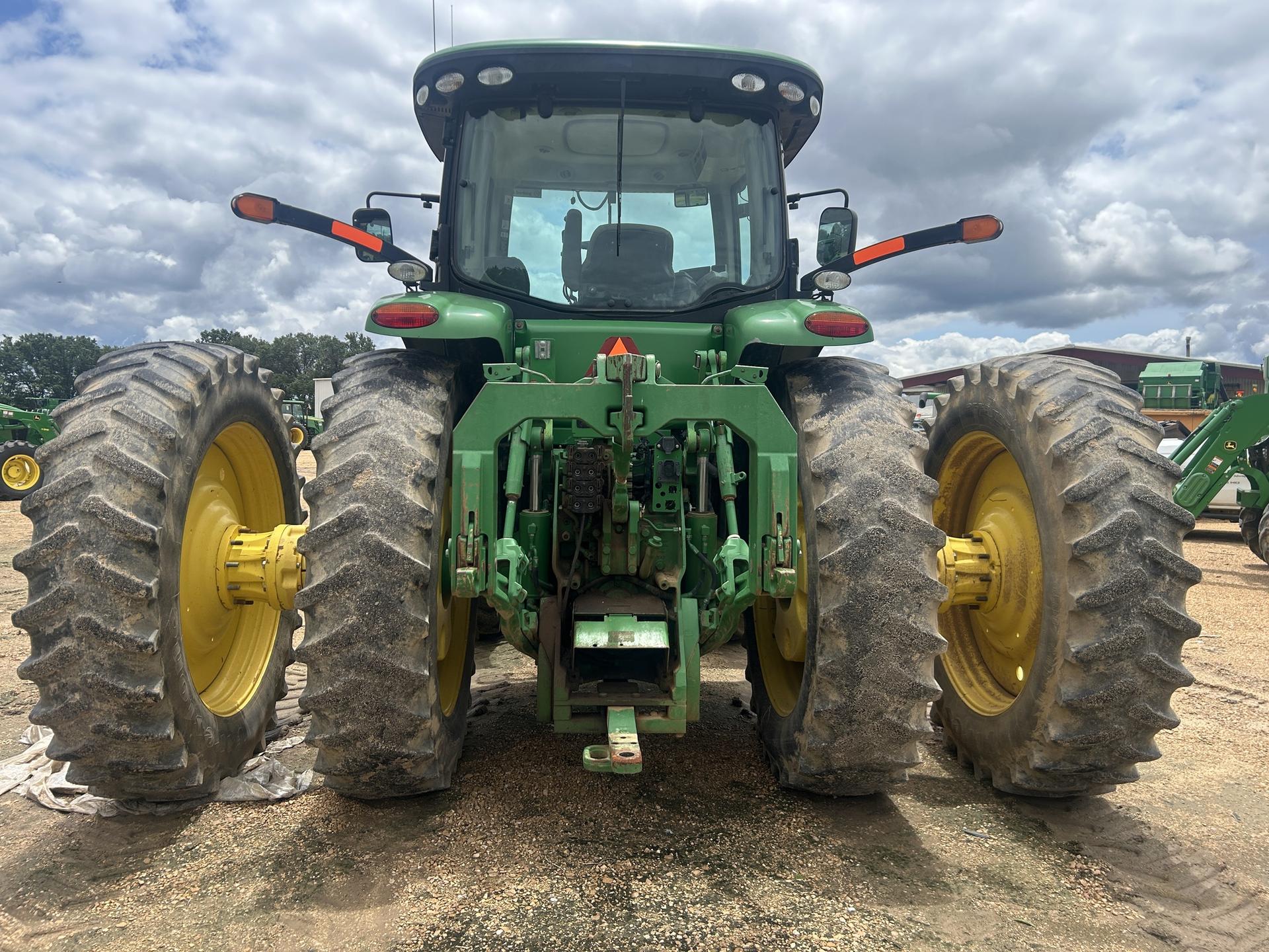 2012 John Deere 8335R Image