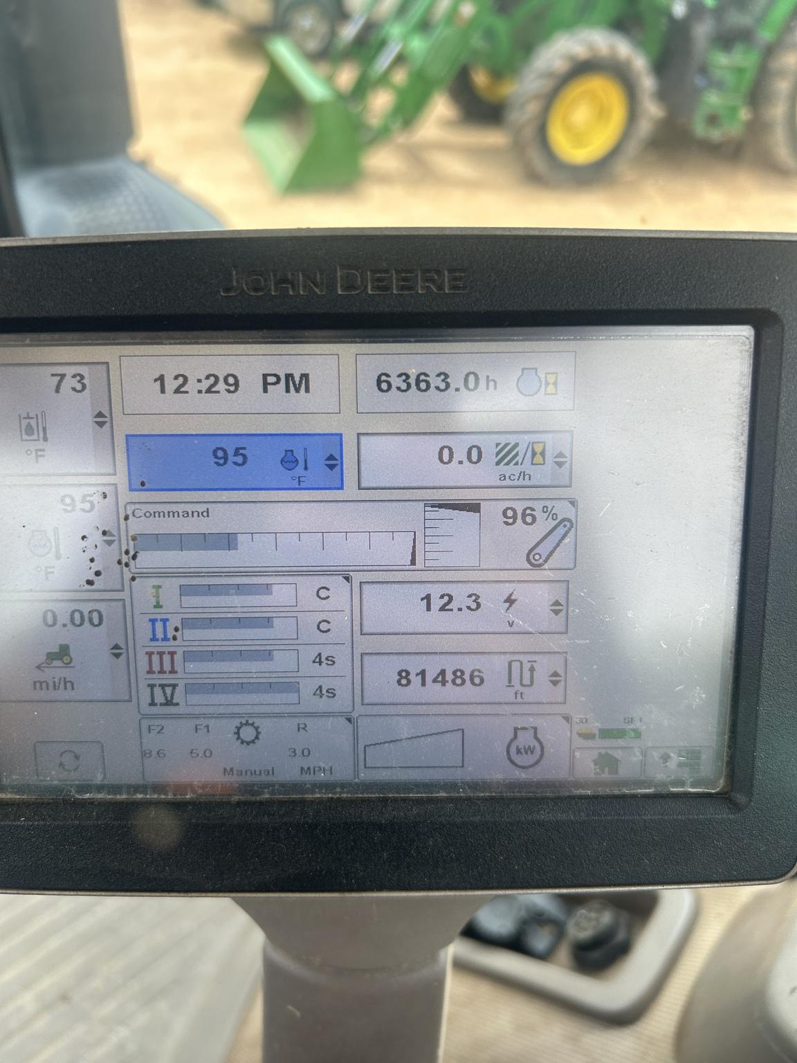 2012 John Deere 8335R Image