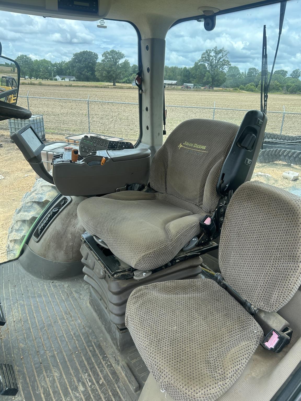 2012 John Deere 8335R Image