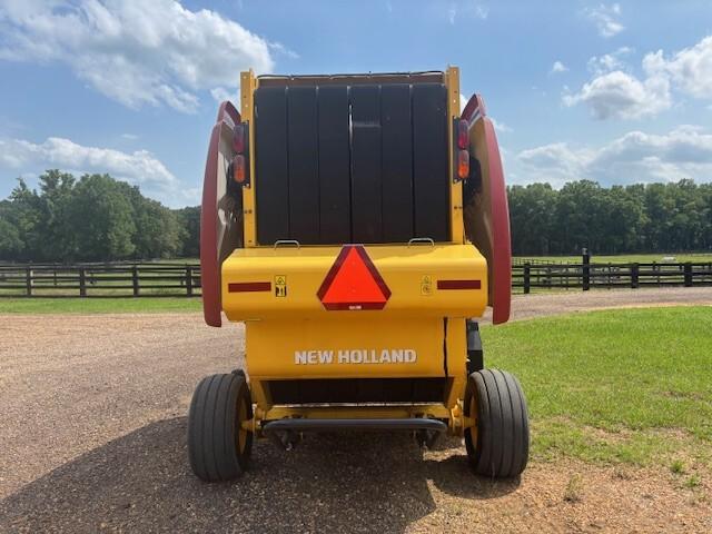 2022 New Holland 460RB Image