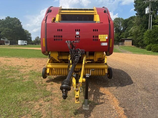 2022 New Holland 460RB Image
