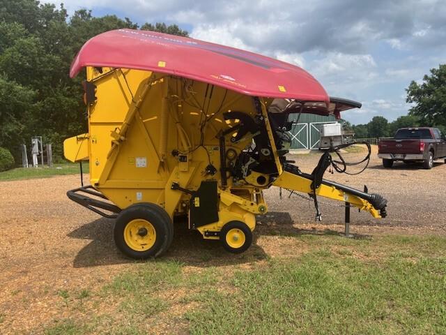 2022 New Holland 460RB Image