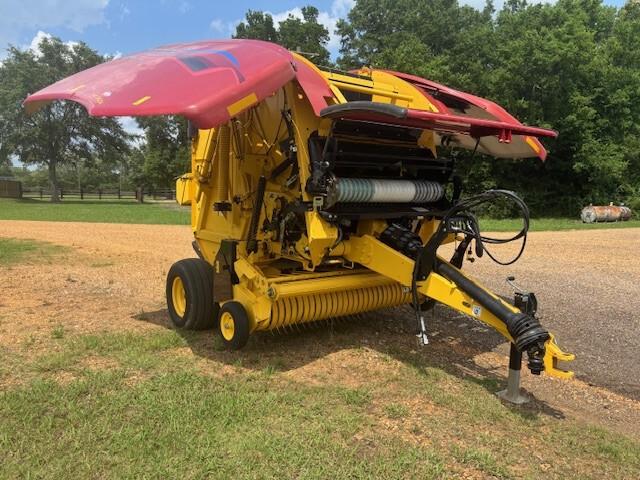 2022 New Holland 460RB Image