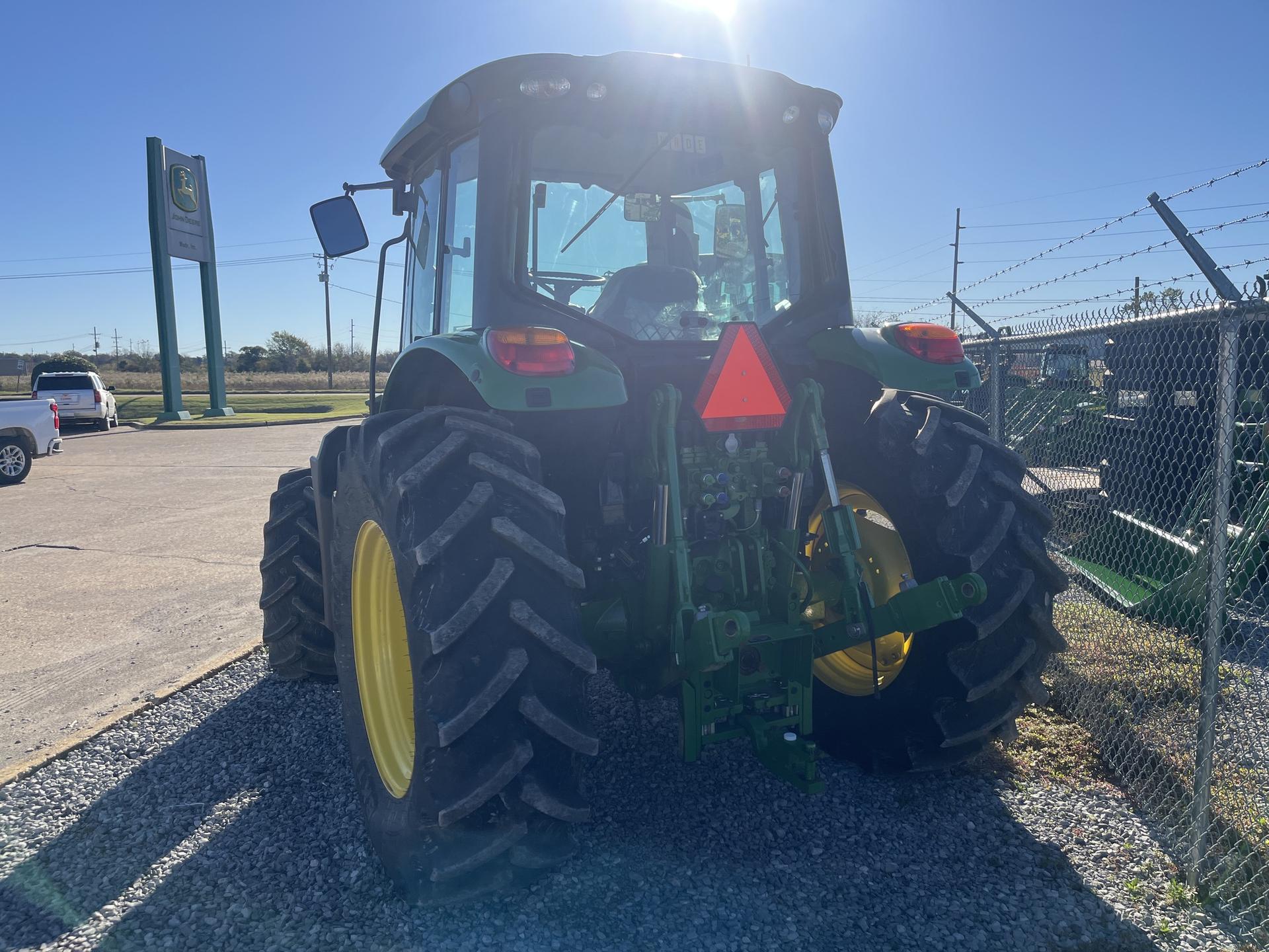 2023 John Deere 6120M Image
