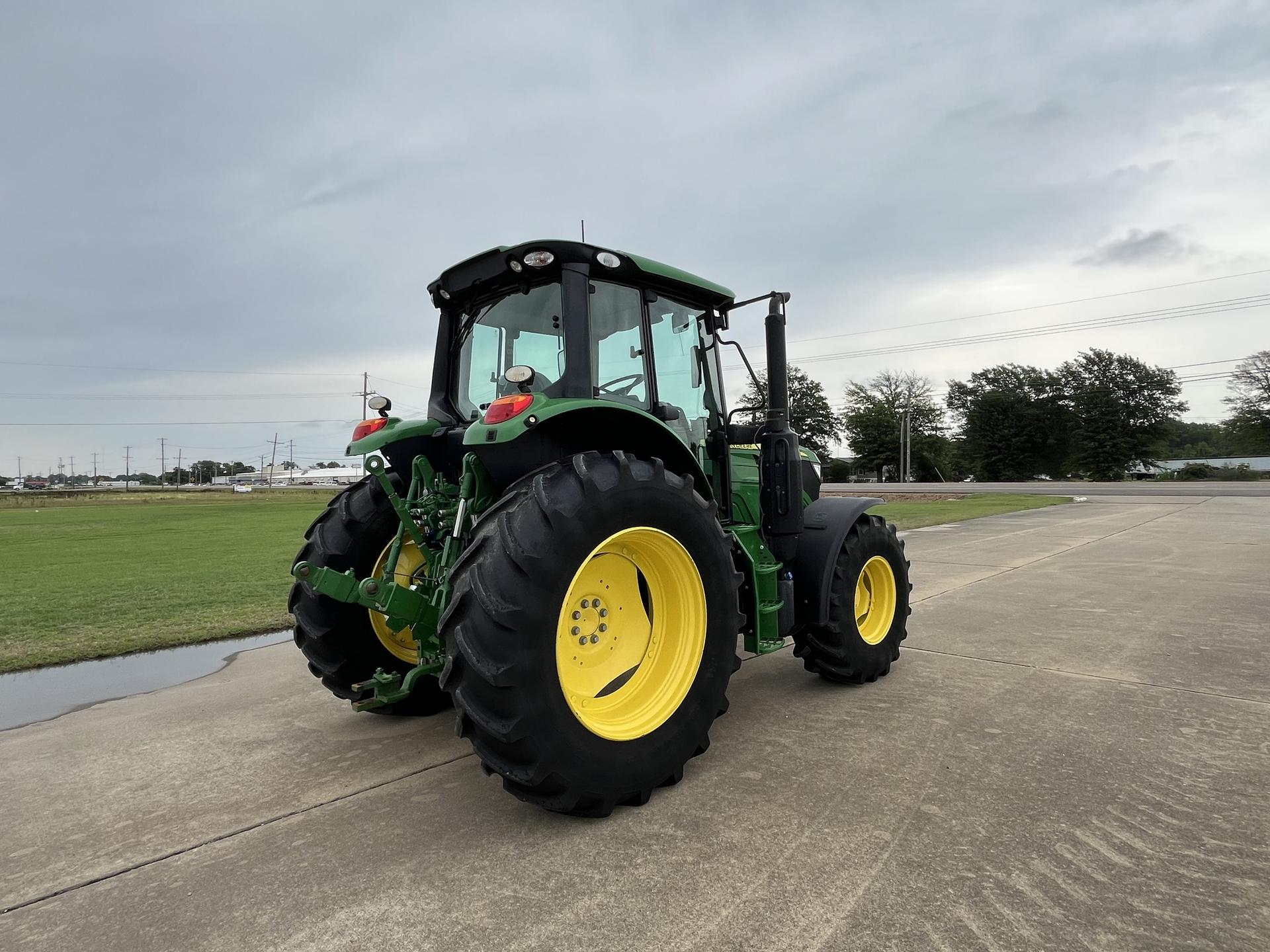 2021 John Deere 6130M Image