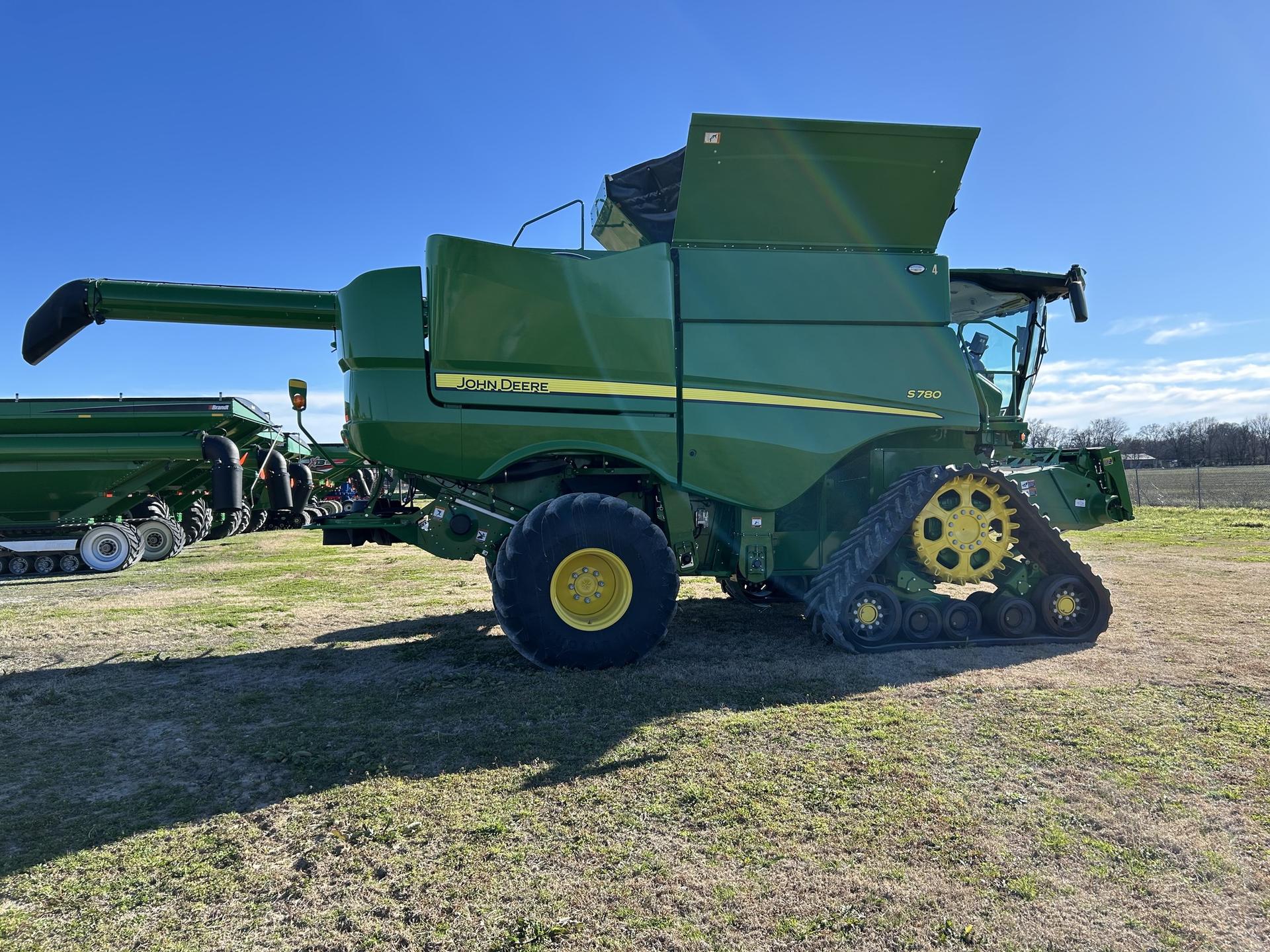 2024 John Deere S780 Image
