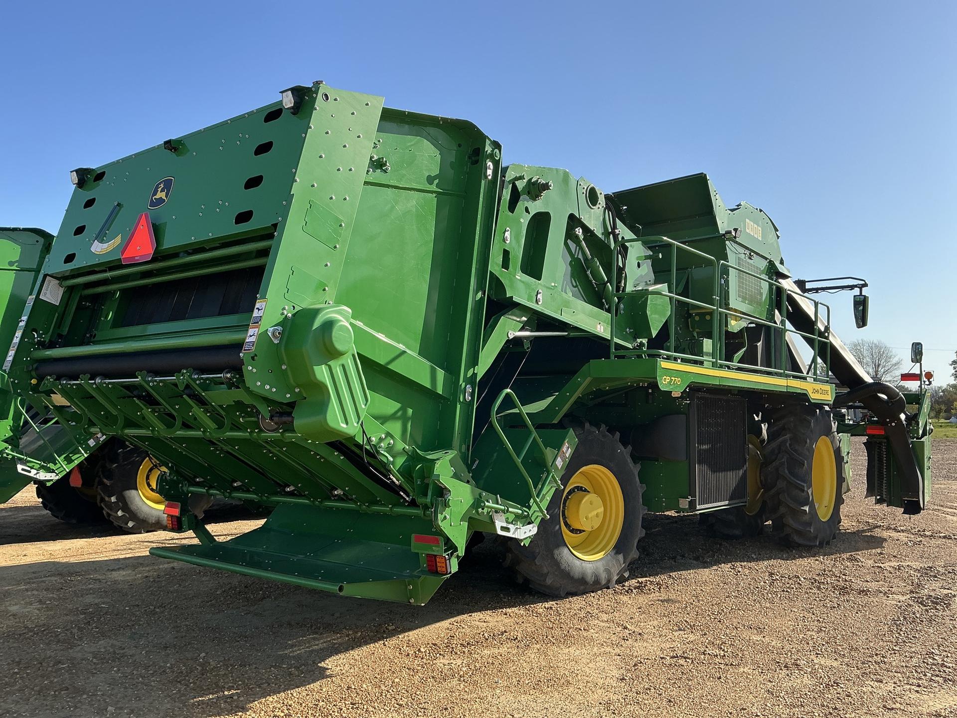 2024 John Deere CP770 Image