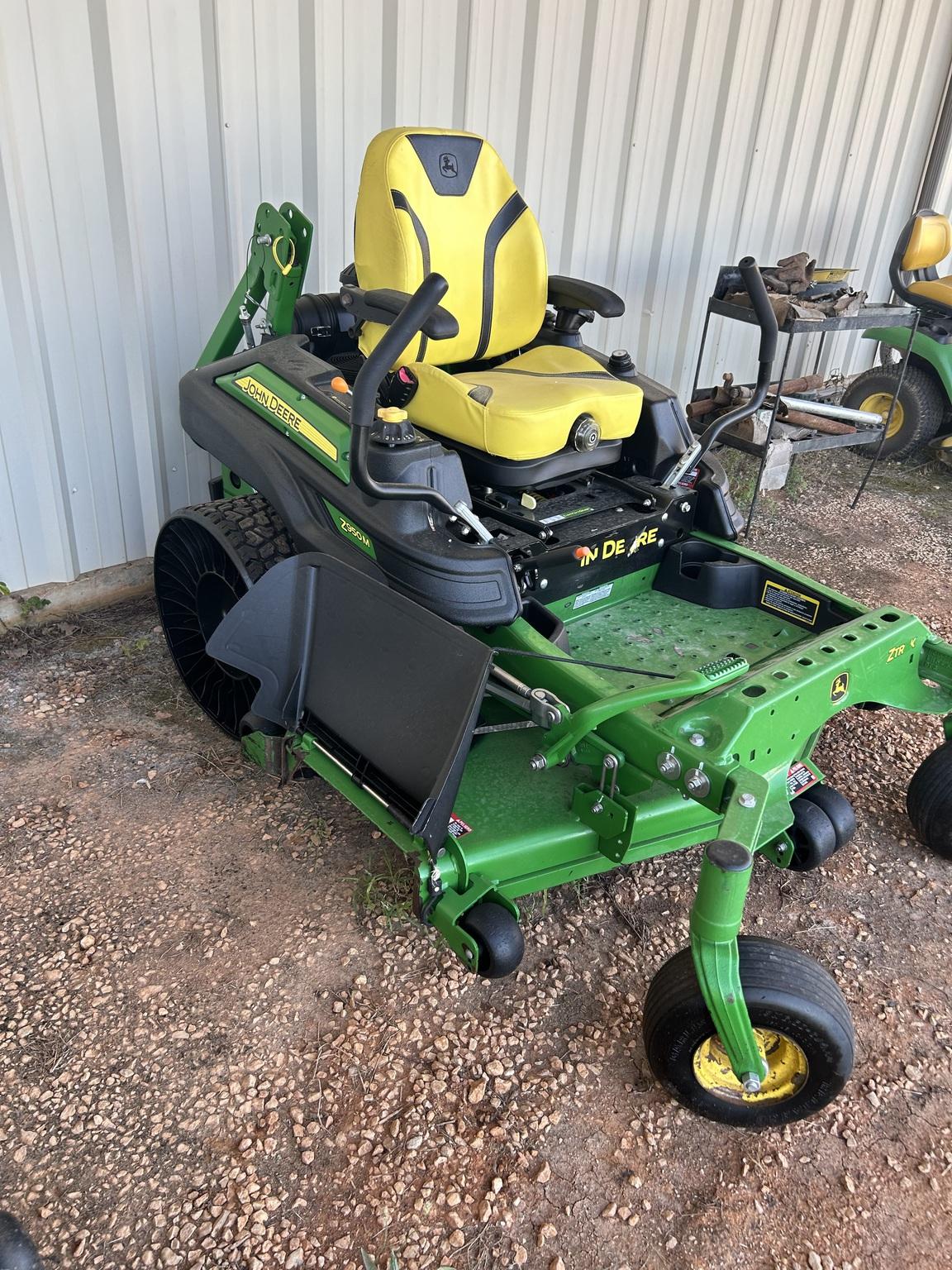 2021 John Deere Z950M Image