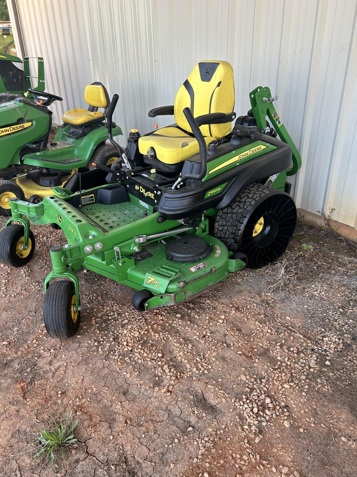 2021 John Deere Z950M Image