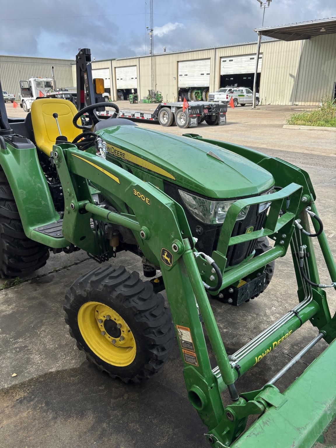 2023 John Deere 3038E Image