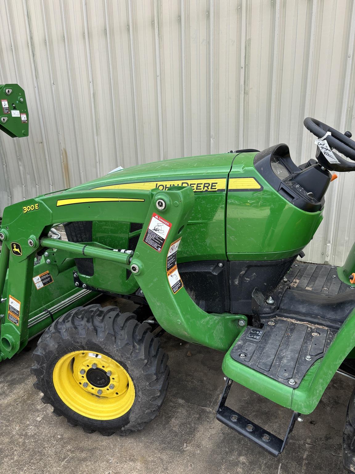 2023 John Deere 3038E Image