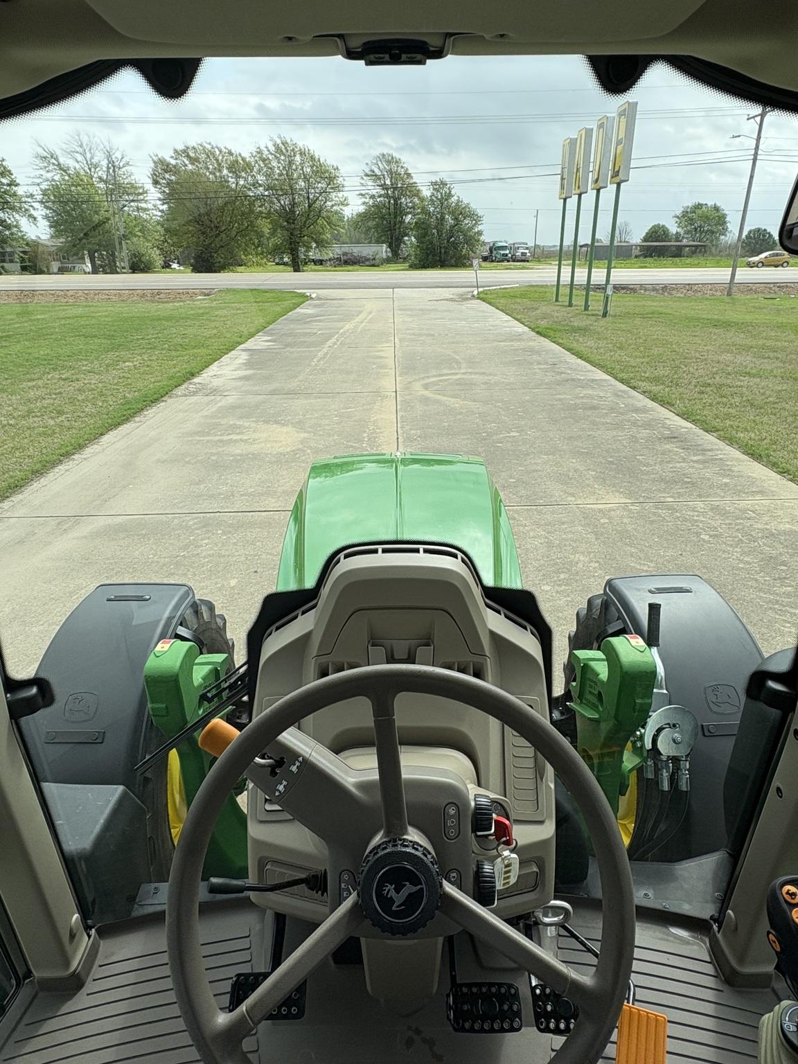 2023 John Deere 6140M Image