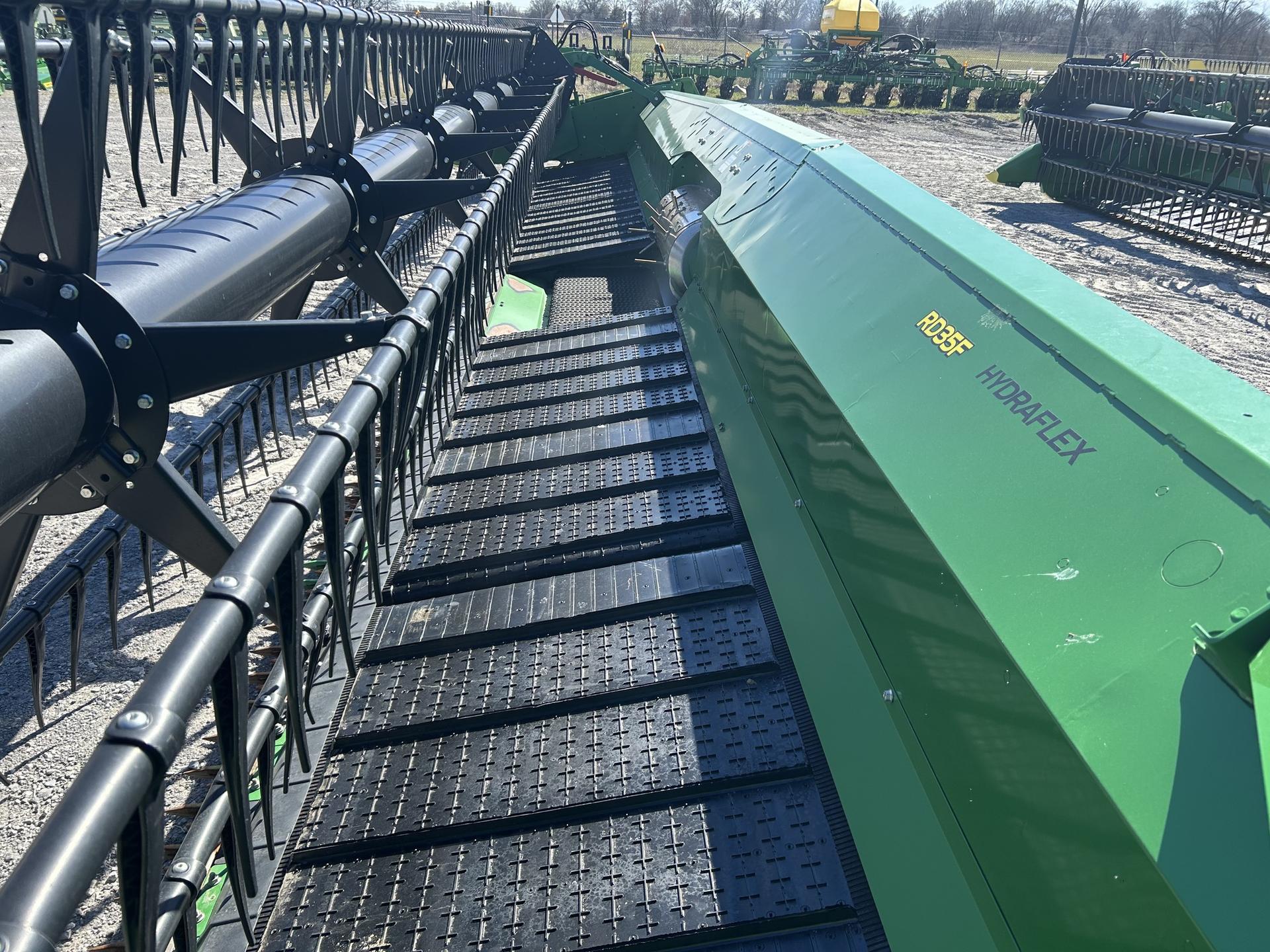 2024 John Deere RD35F Image